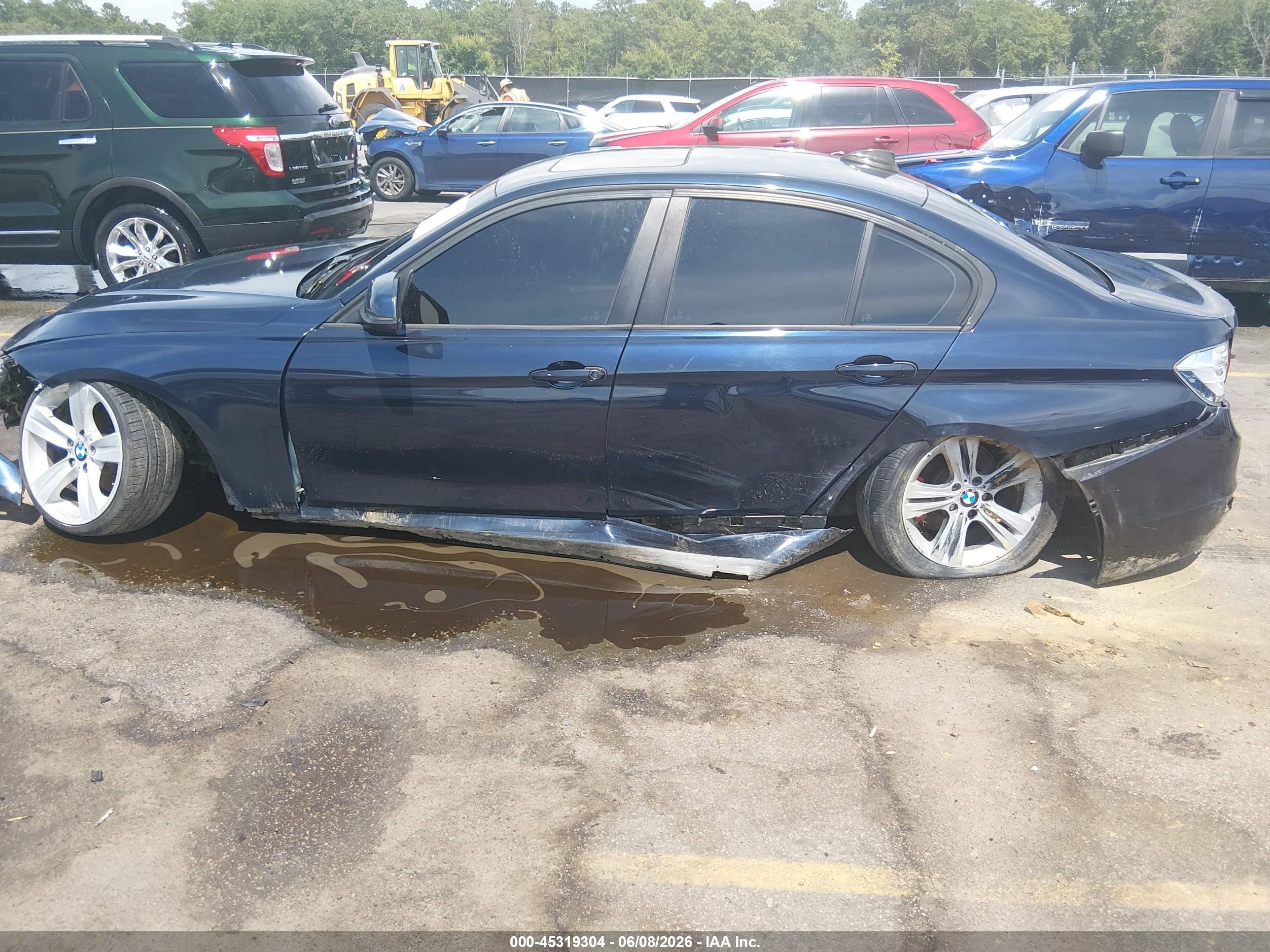 2014 Bmw 320i   Blue vin: WBA3B1G53ENT00380