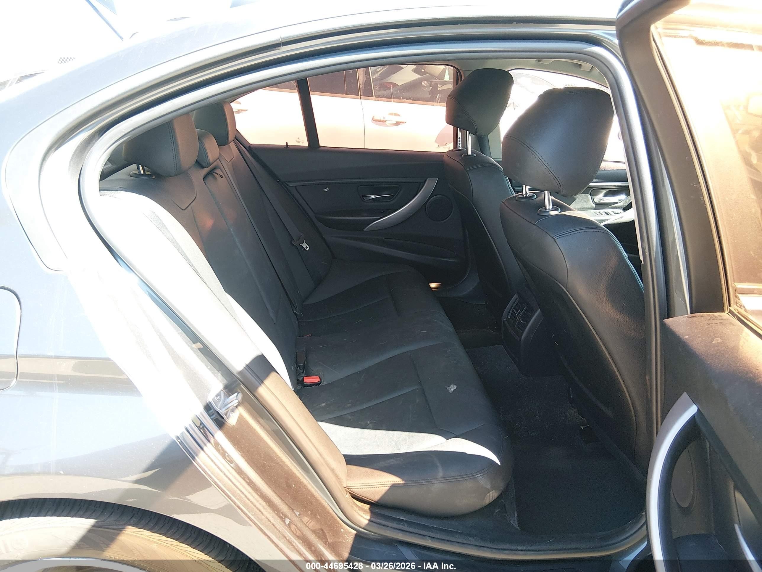 2015 Bmw 320i Gray vin: WBA3B1G53FNT05239