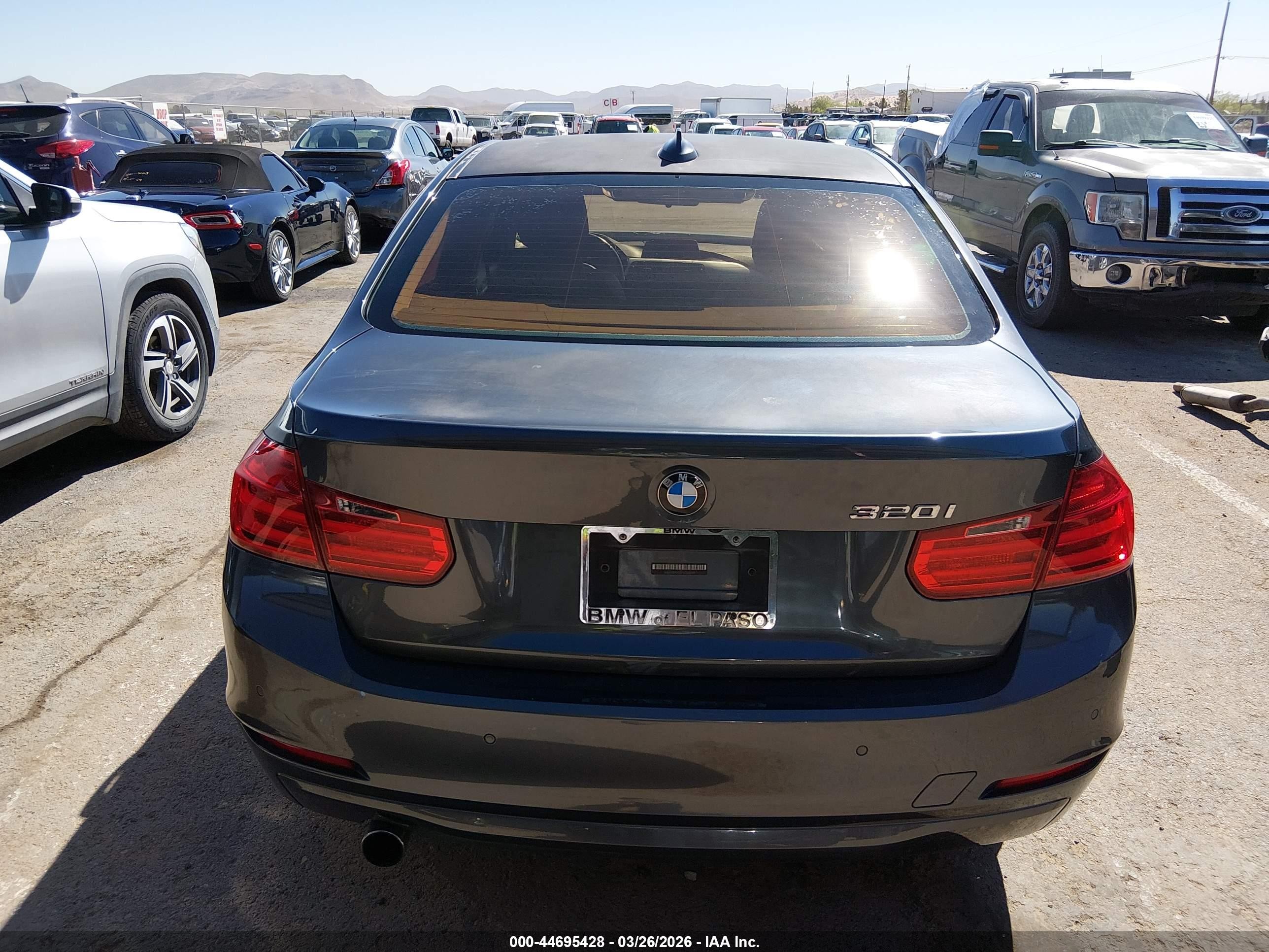 2015 Bmw 320i Gray vin: WBA3B1G53FNT05239