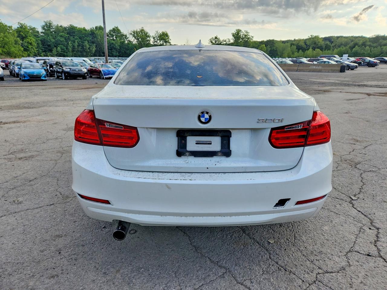 2015 Bmw 320 I White vin: WBA3B1G53FNT63643