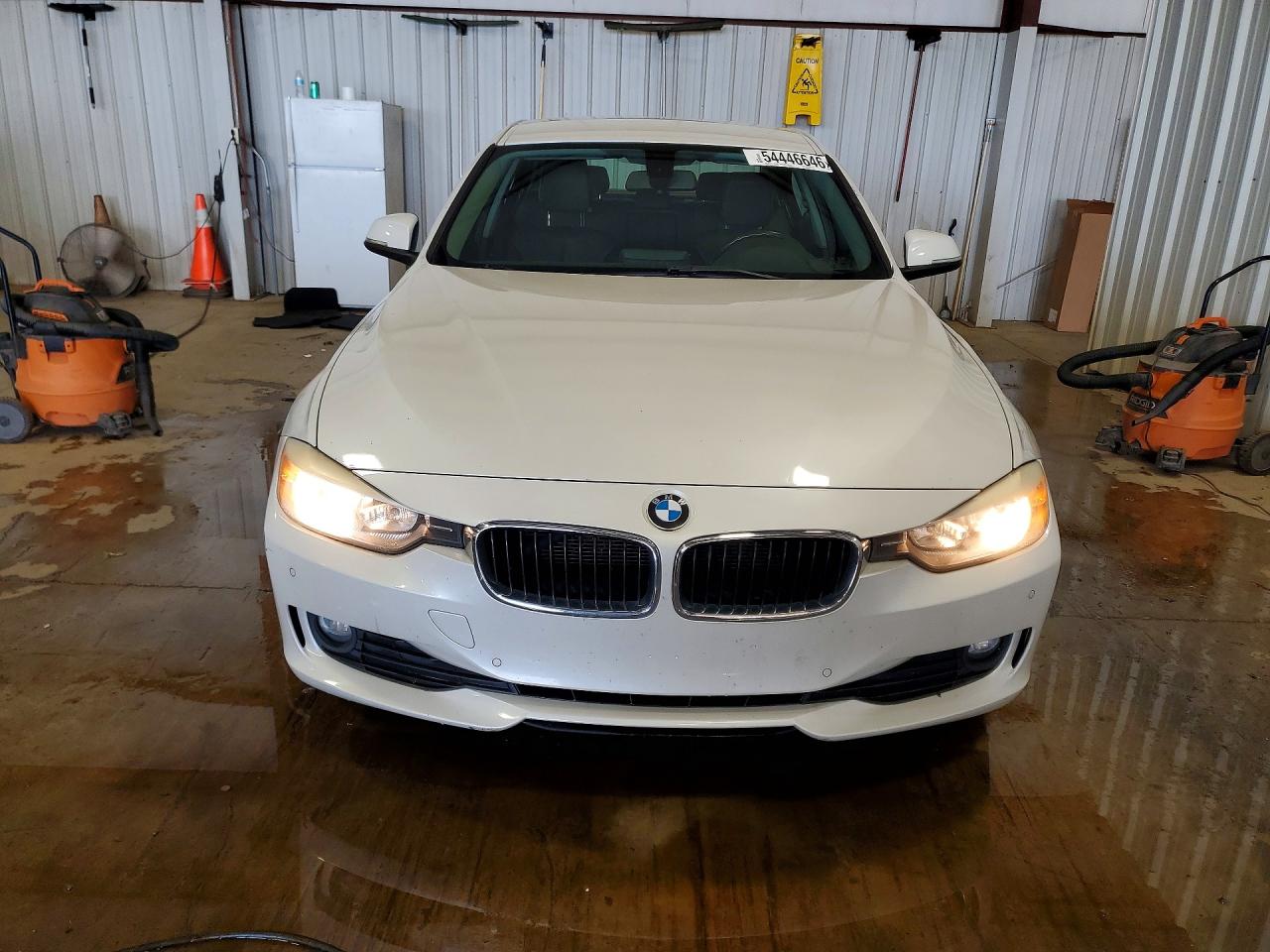 2015 Bmw 320 I White vin: WBA3B1G54FNT02298