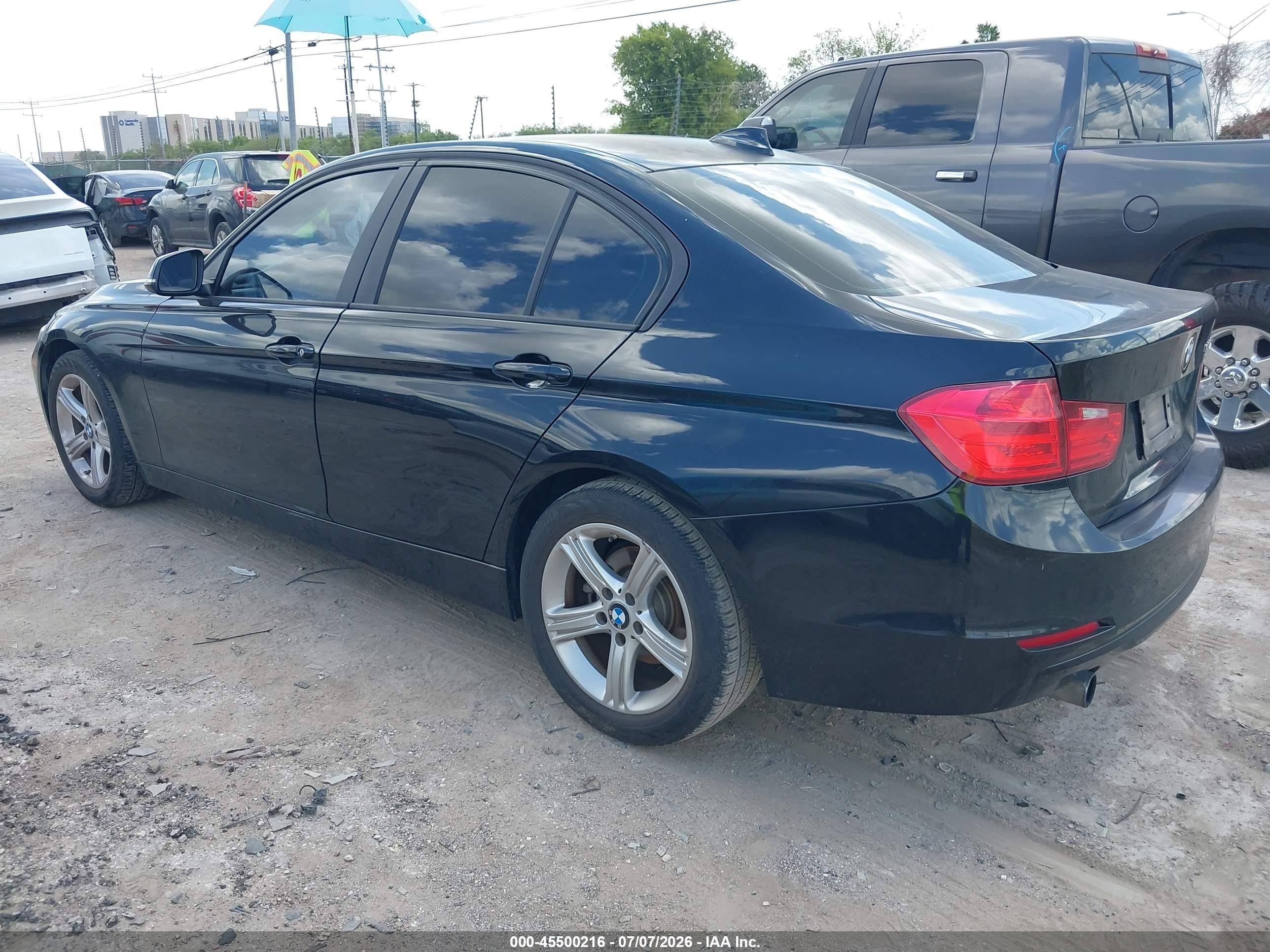 2015 Bmw 320i   Black vin: WBA3B1G54FNT64770