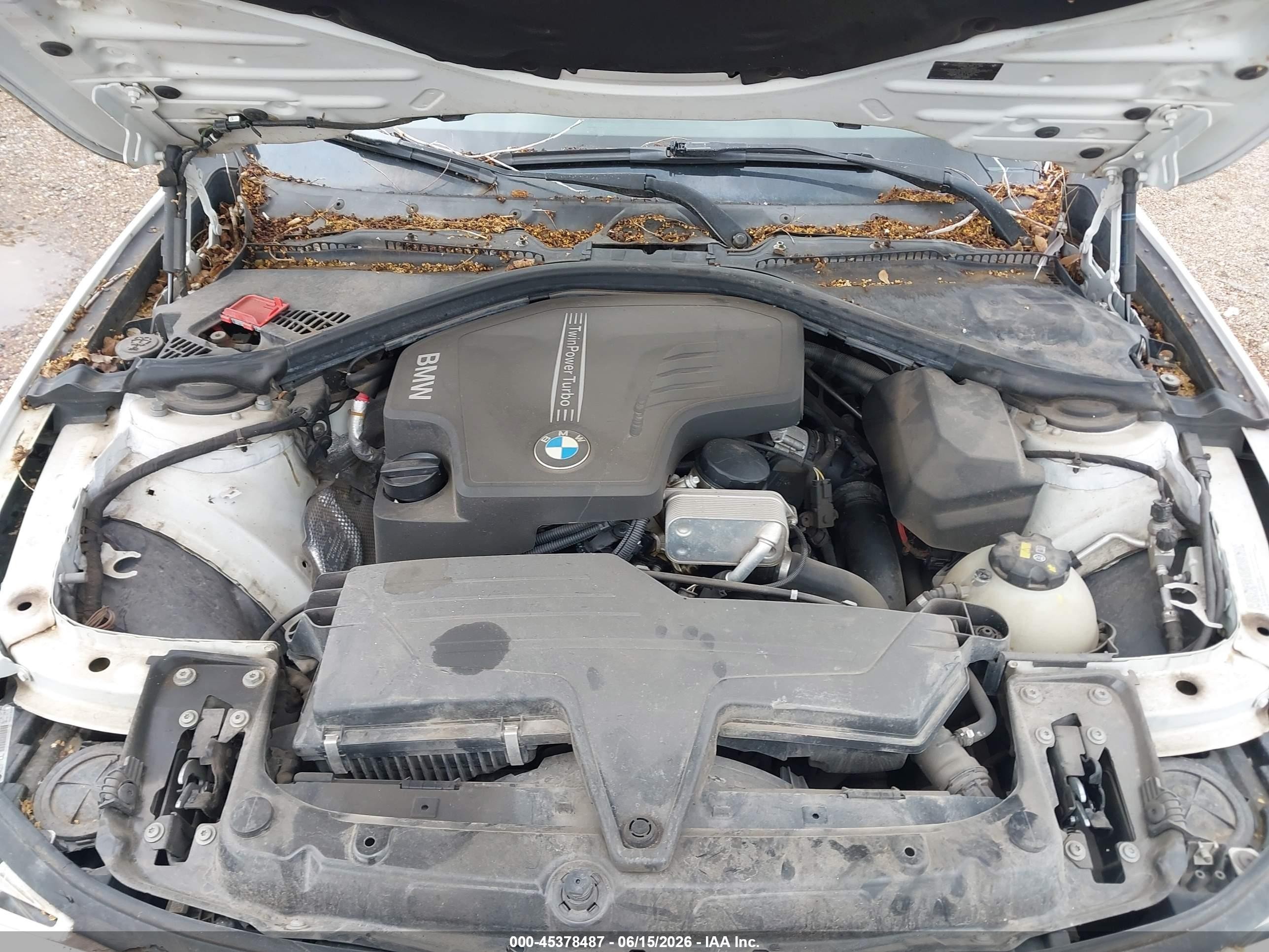2014 Bmw 320i   White vin: WBA3B1G55ENT00199