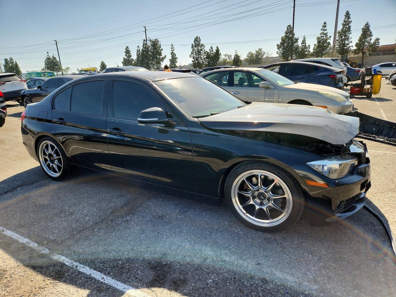 2015 Bmw 320 I Черный vin: WBA3B1G55FNT06411