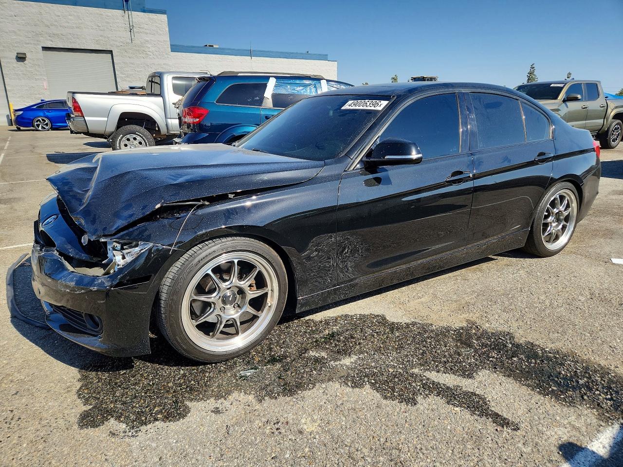 2015 Bmw 320 I Черный vin: WBA3B1G55FNT06411