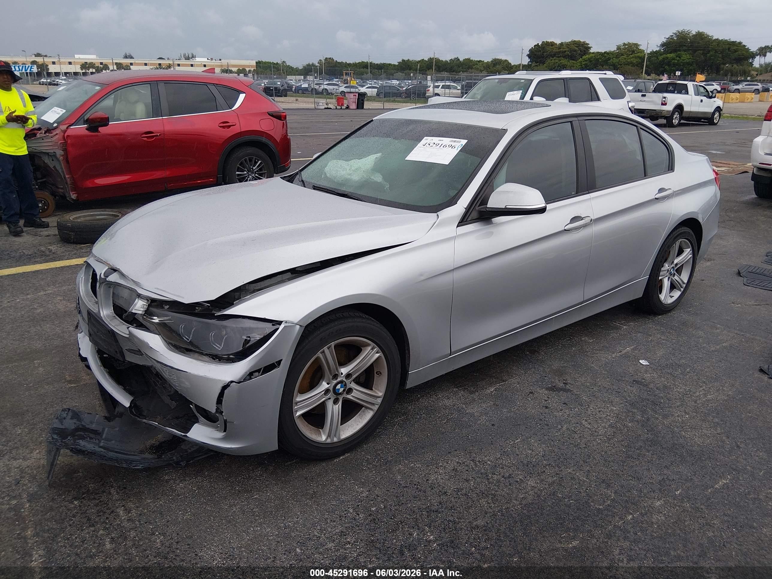 2015 Bmw 320i   Silver vin: WBA3B1G55FNT64616