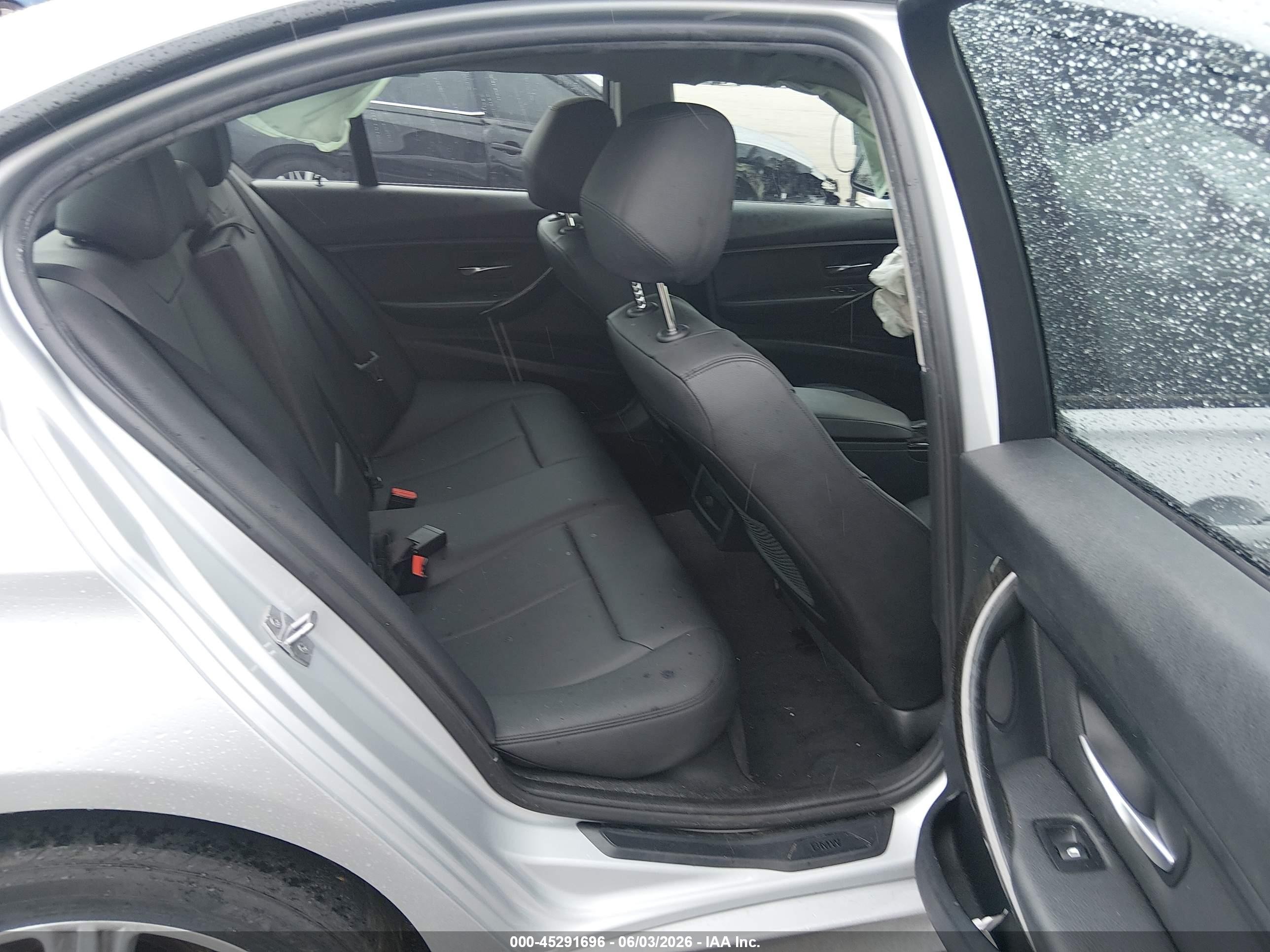 2015 Bmw 320i   Silver vin: WBA3B1G55FNT64616