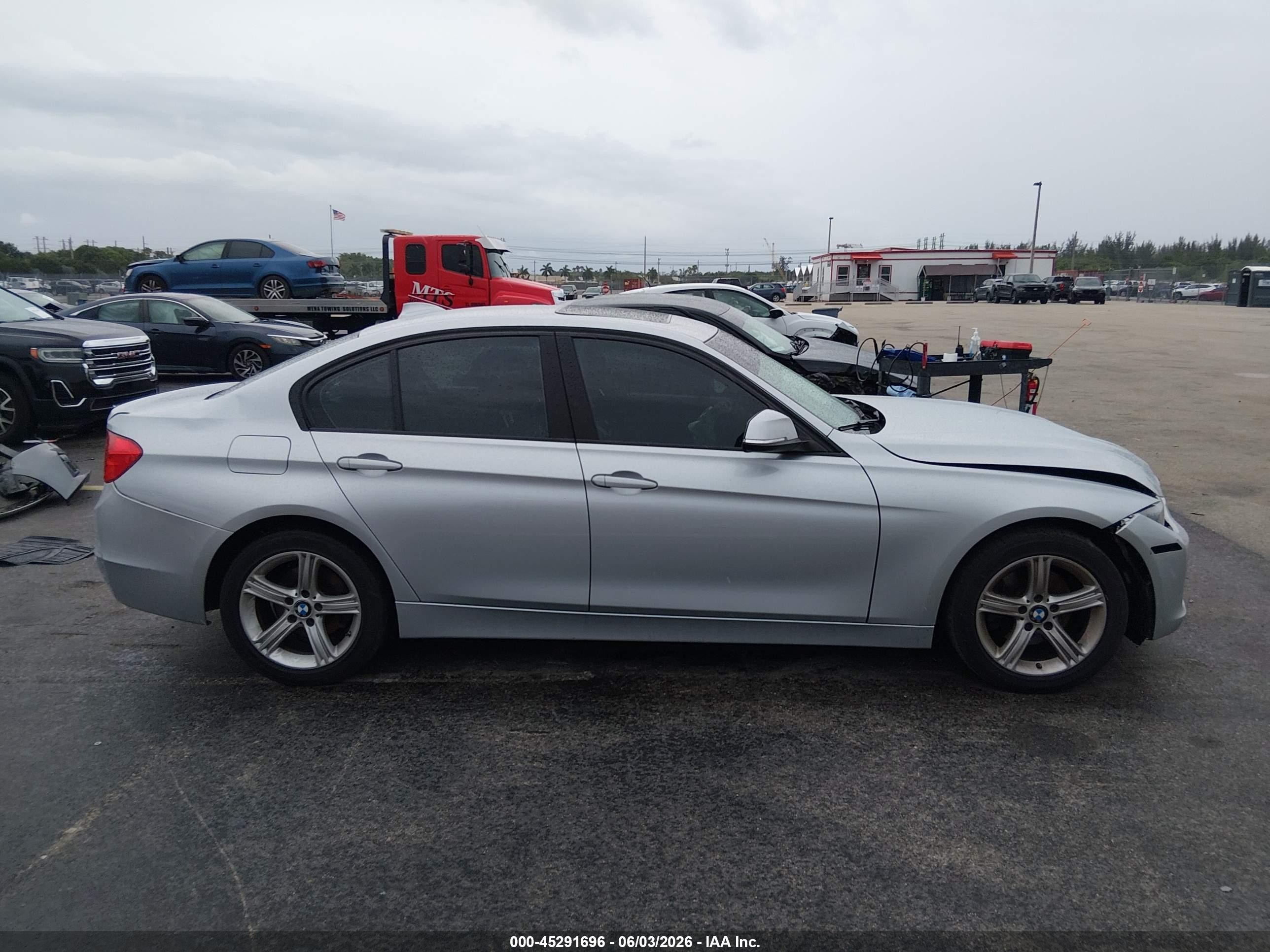 2015 Bmw 320i   Silver vin: WBA3B1G55FNT64616