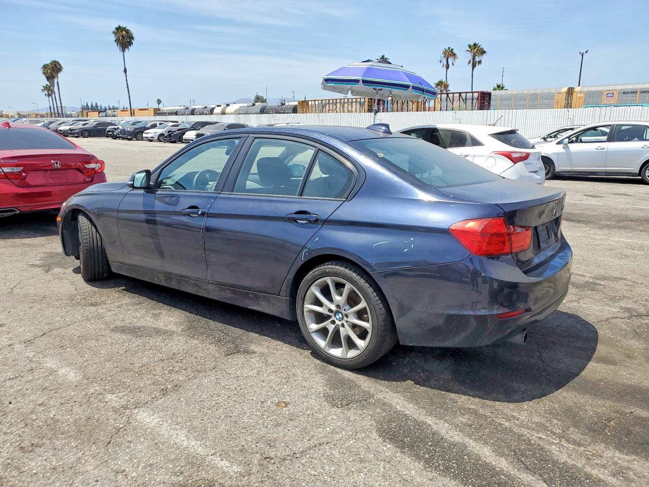 2014 Bmw 320 I Blue vin: WBA3B1G56ENN90775