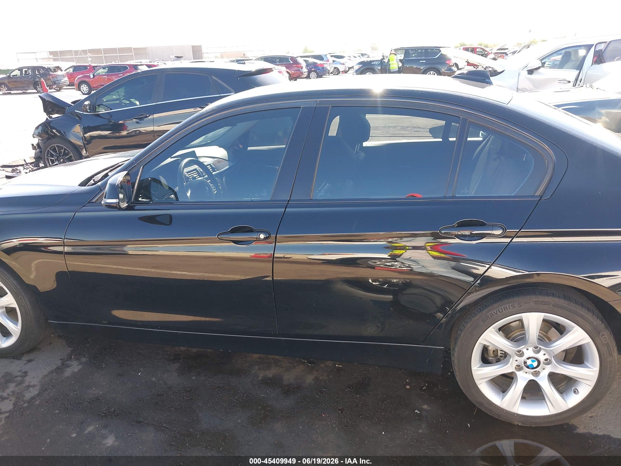 2015 Bmw 320i   Черный vin: WBA3B1G56FNT06479
