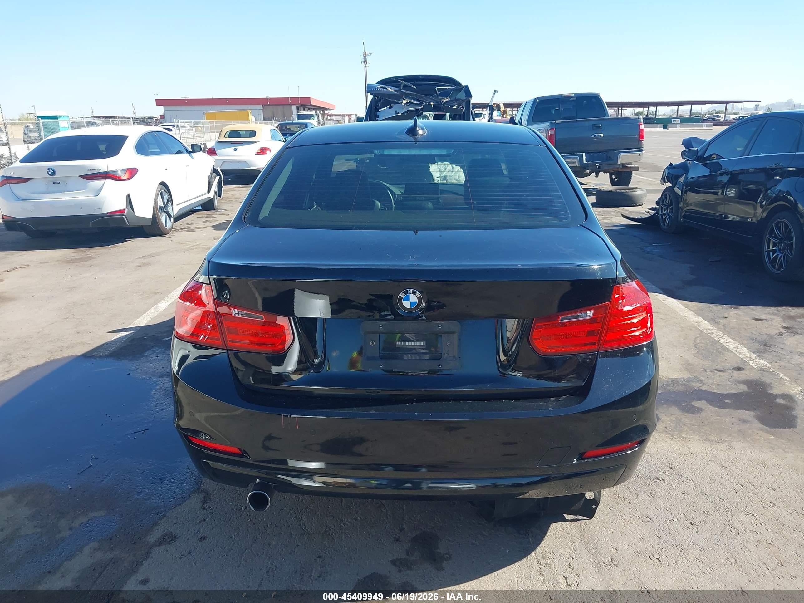2015 Bmw 320i   Черный vin: WBA3B1G56FNT06479