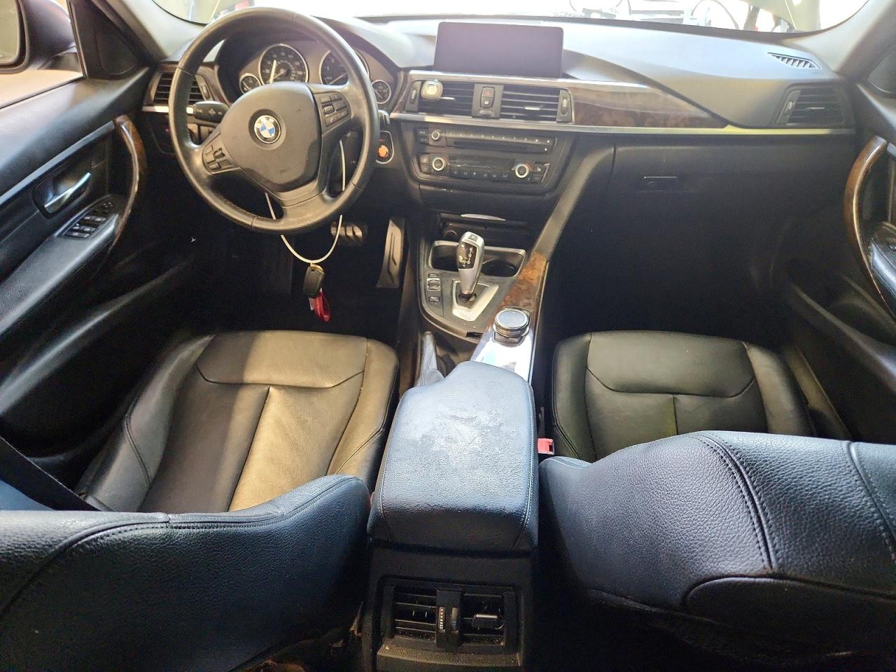 2015 Bmw 320 I Серый vin: WBA3B1G56FNT64107