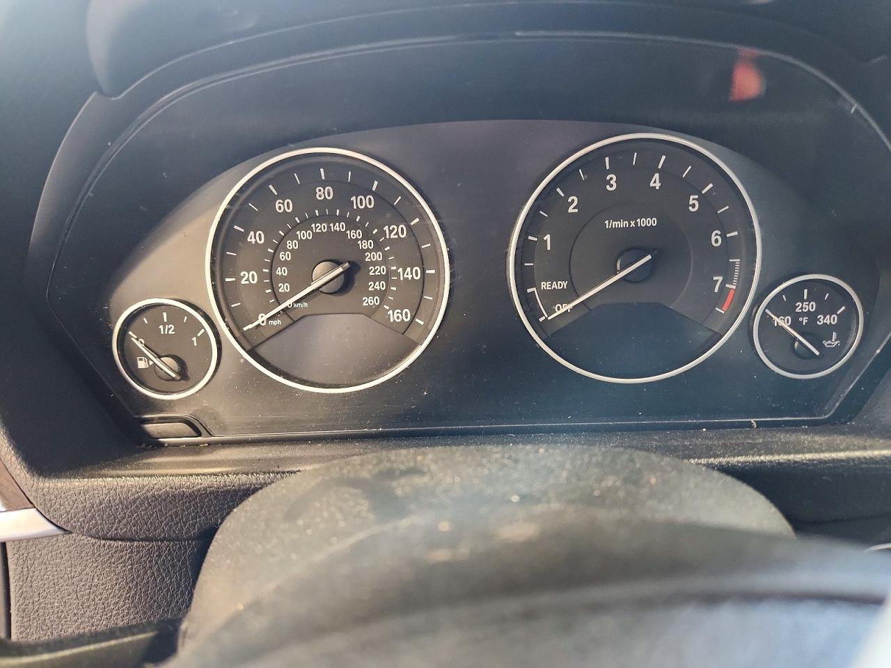 2015 Bmw 320 I Серый vin: WBA3B1G56FNT64107
