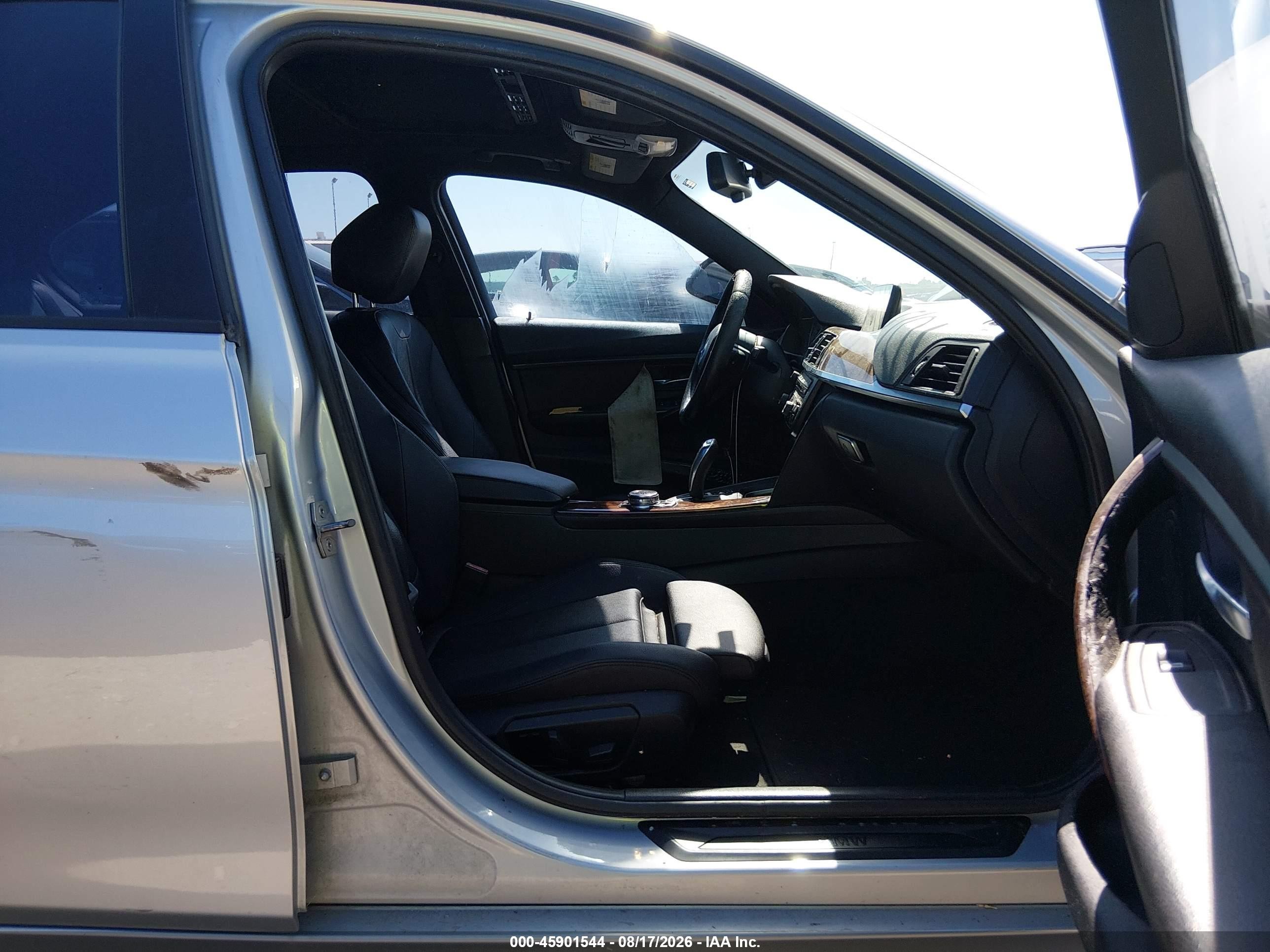 2014 Bmw 320i   Серебряный vin: WBA3B1G57ENS77508