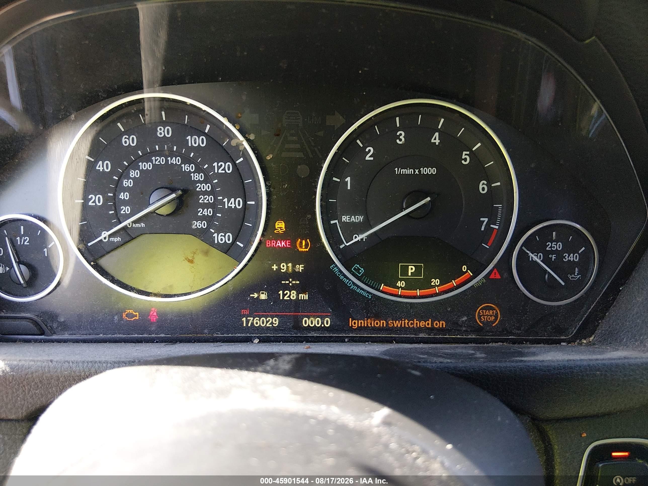2014 Bmw 320i   Серебряный vin: WBA3B1G57ENS77508