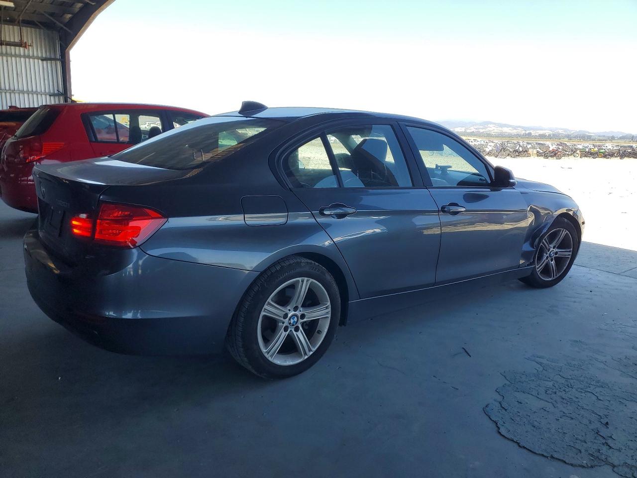 2014 Bmw 320 I Gray vin: WBA3B1G57ENS79128