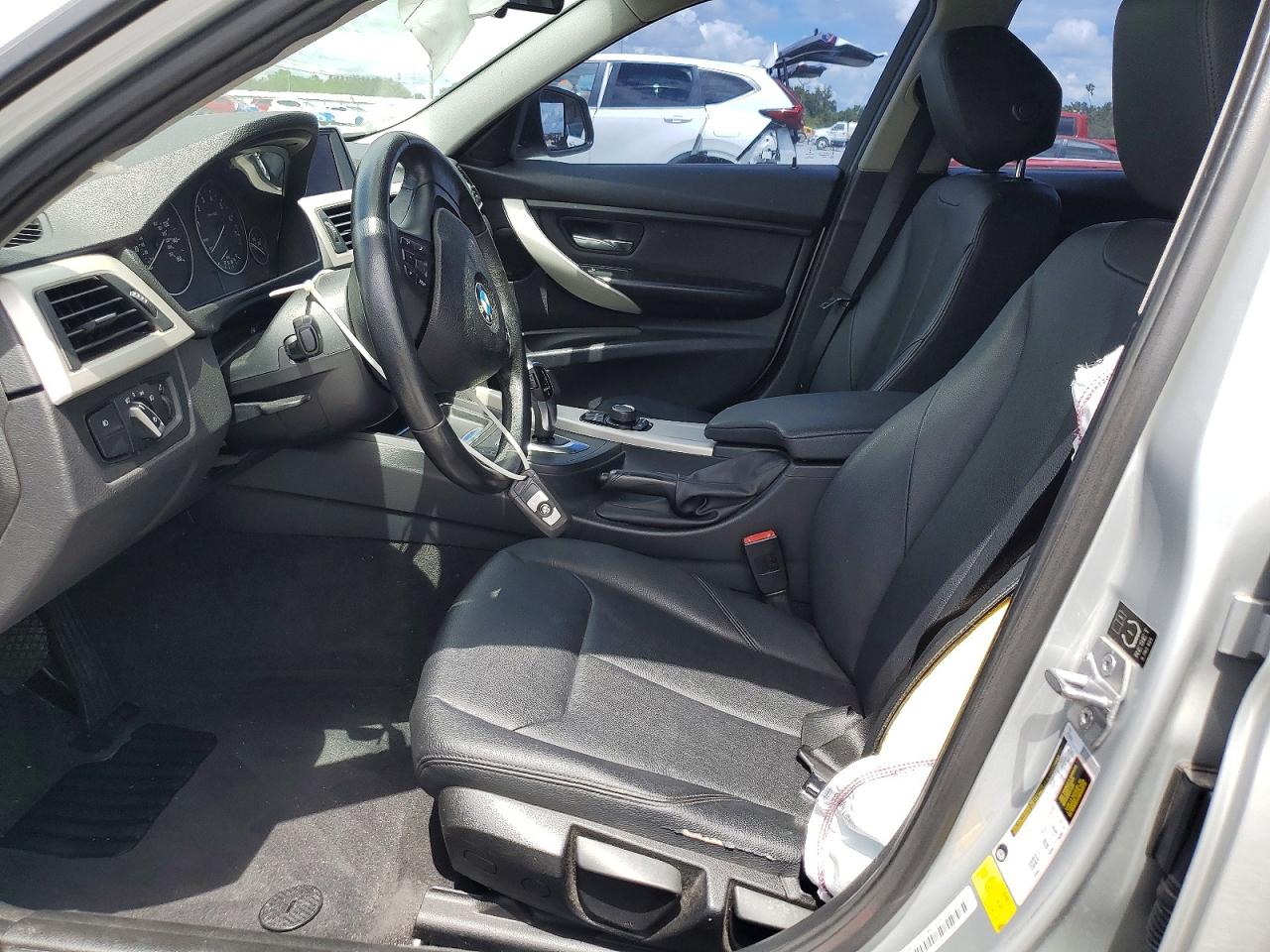 2014 Bmw 320 I Silver vin: WBA3B1G57ENS80277