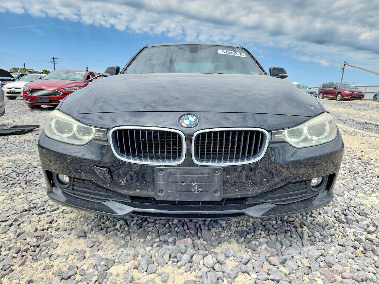 2015 Bmw 320 I Черный vin: WBA3B1G57FNT02389