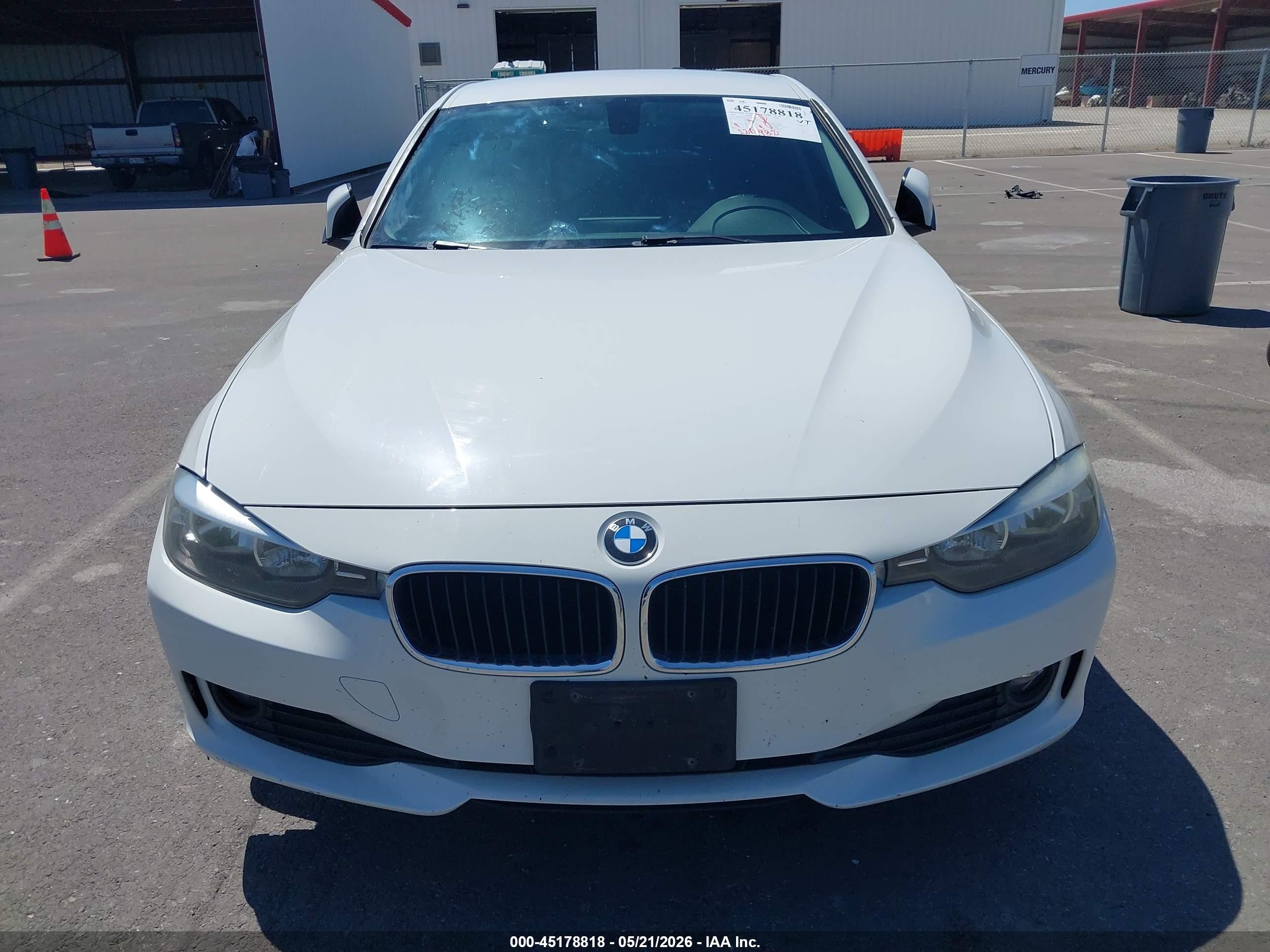 2015 Bmw 320i White vin: WBA3B1G57FNT03543
