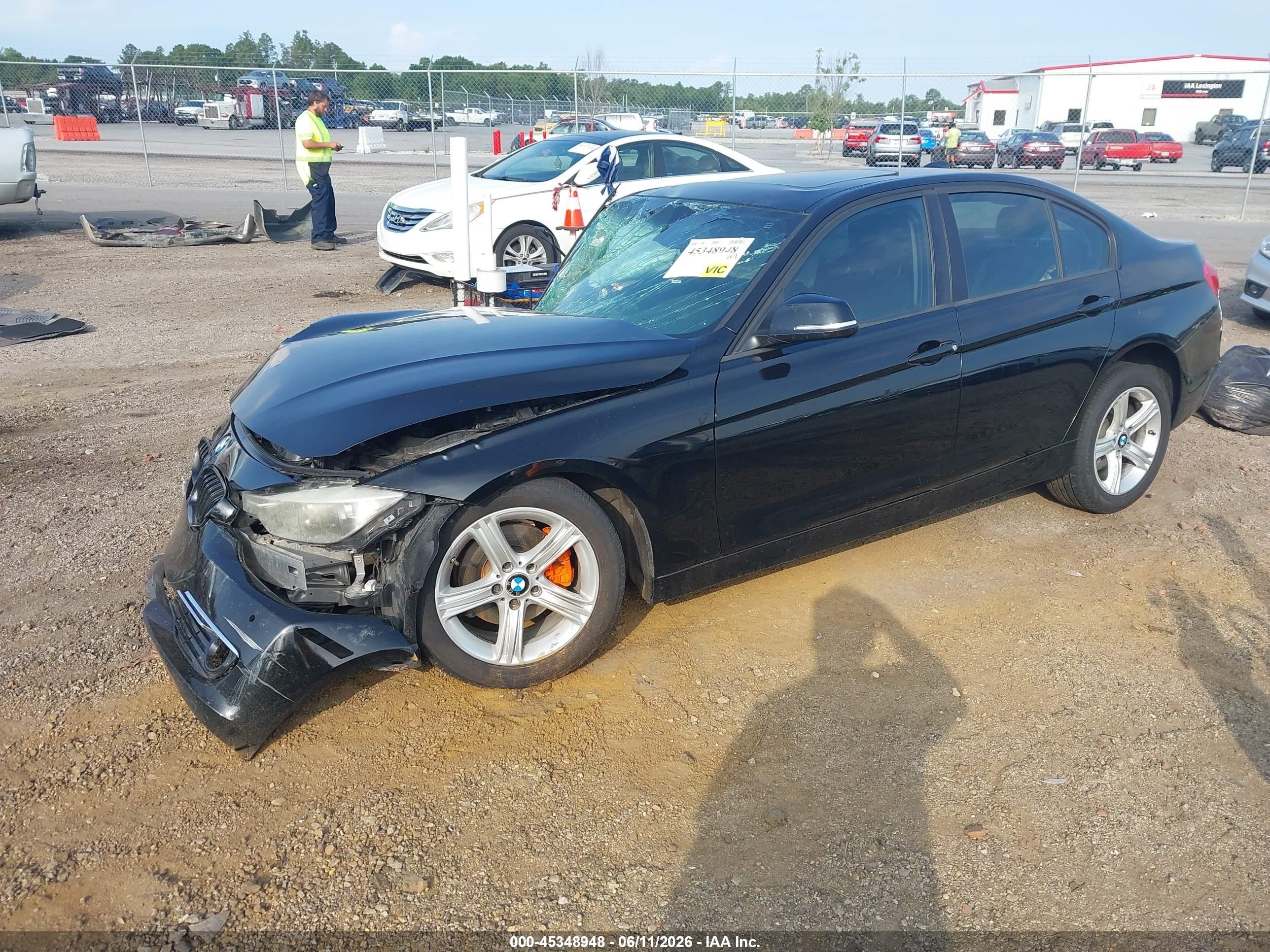 2015 Bmw 320i   Black vin: WBA3B1G57FNT03784