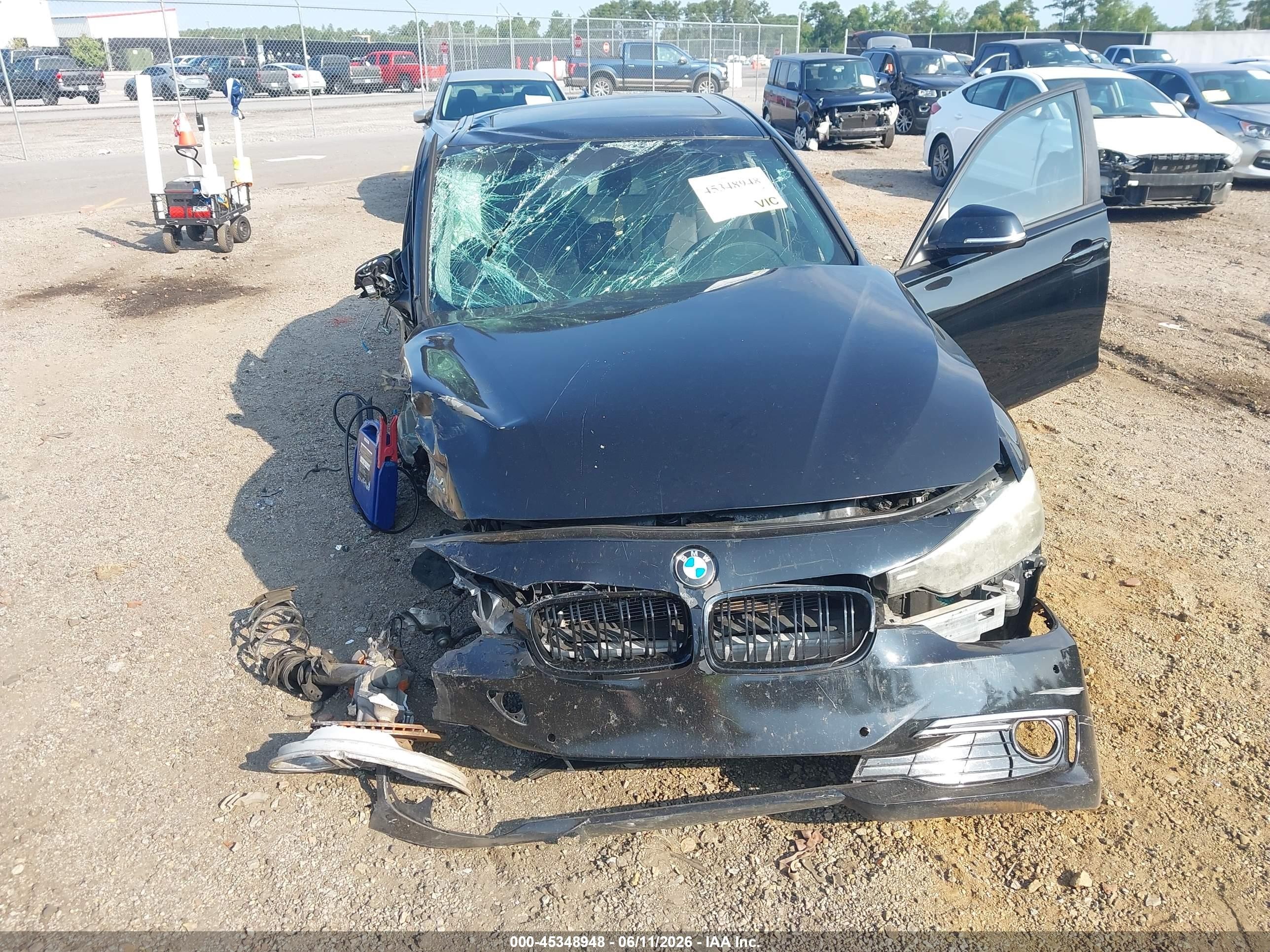2015 Bmw 320i   Black vin: WBA3B1G57FNT03784