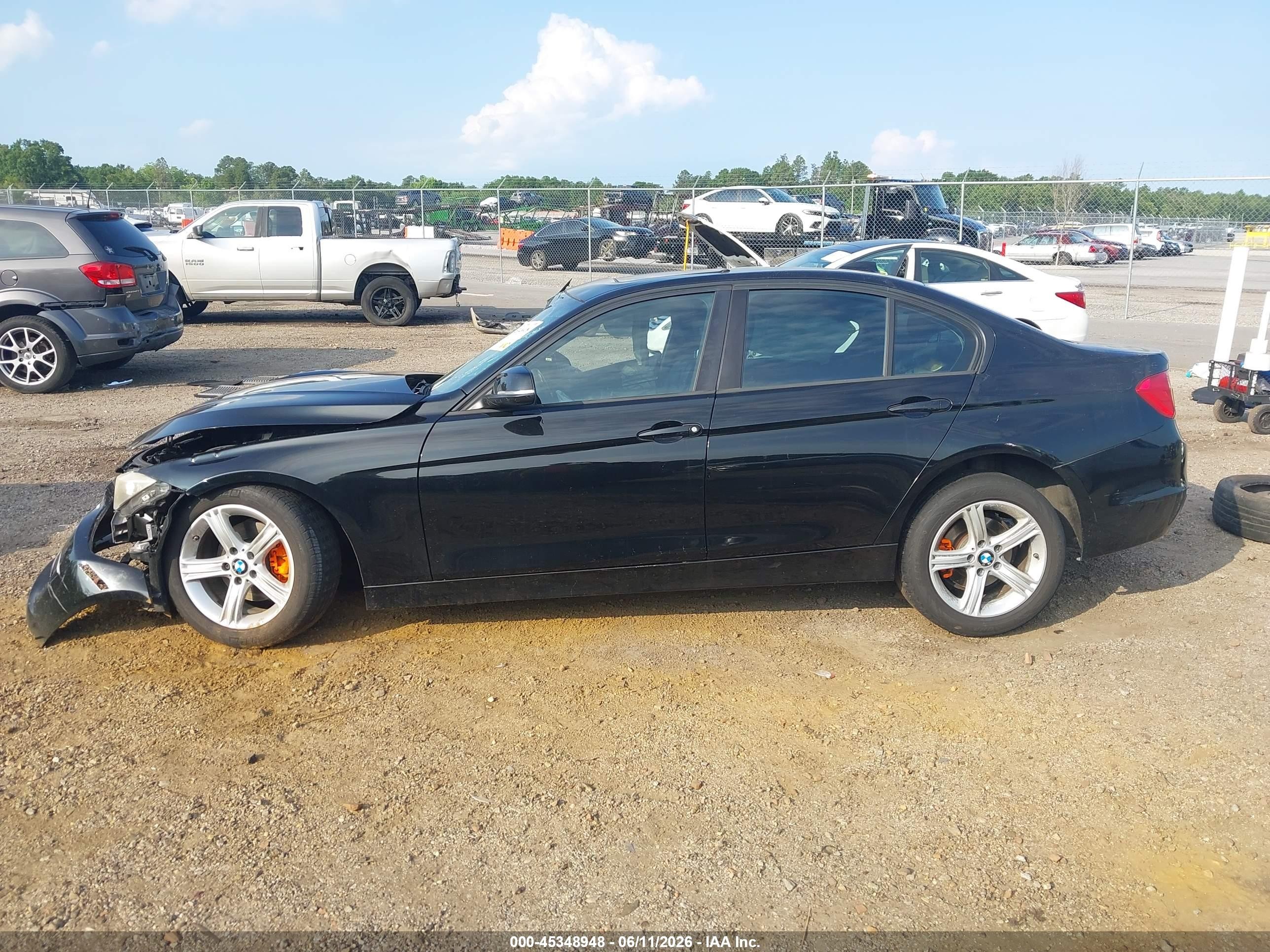 2015 Bmw 320i   Black vin: WBA3B1G57FNT03784