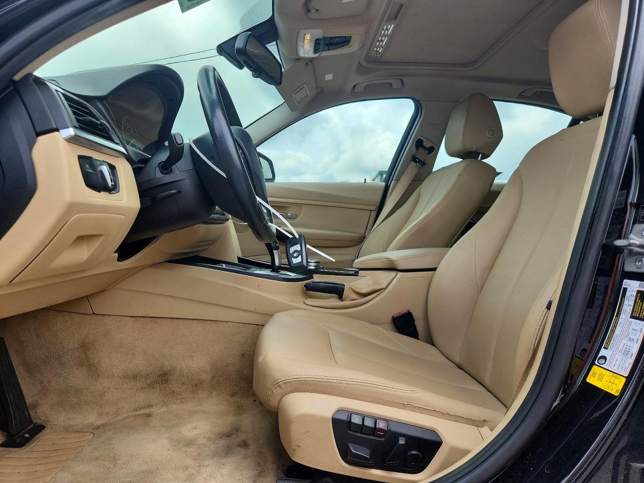 2015 Bmw 320 I Black vin: WBA3B1G57FNT04160