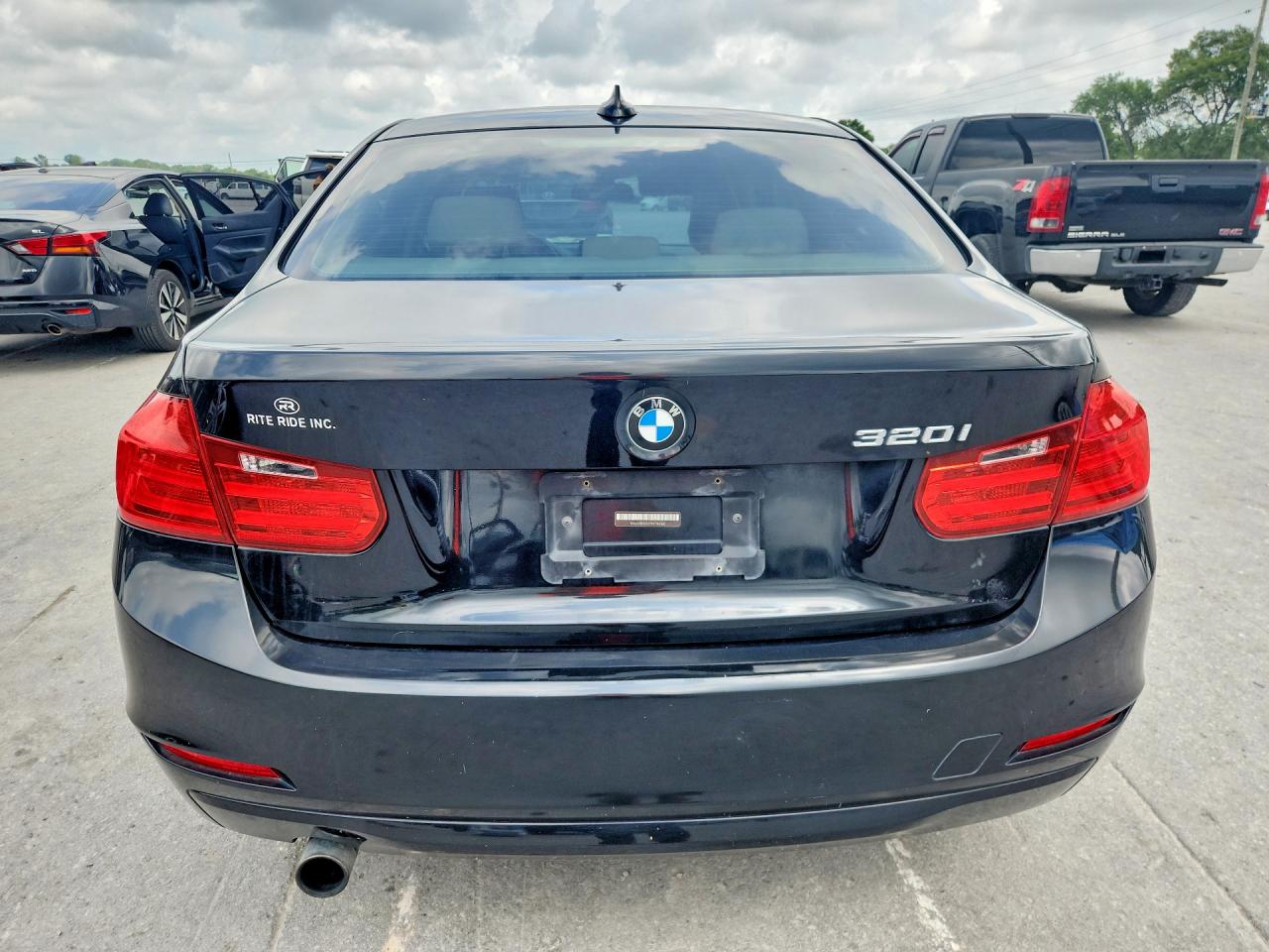 2015 Bmw 320 I Black vin: WBA3B1G57FNT04160