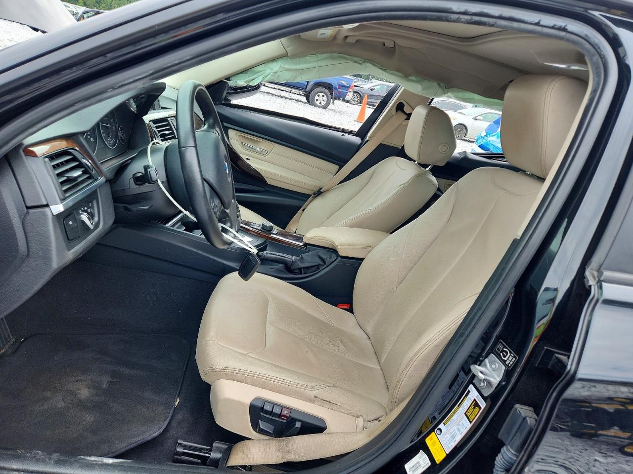 2015 Bmw 320 I Black vin: WBA3B1G57FNT04207