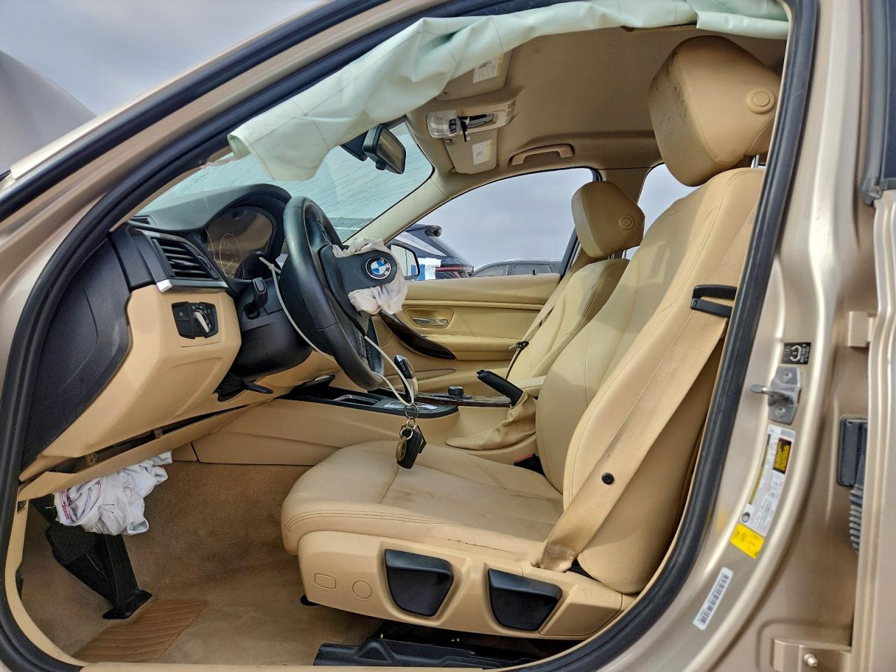 2014 Bmw 320 I Beige vin: WBA3B1G58ENS81387