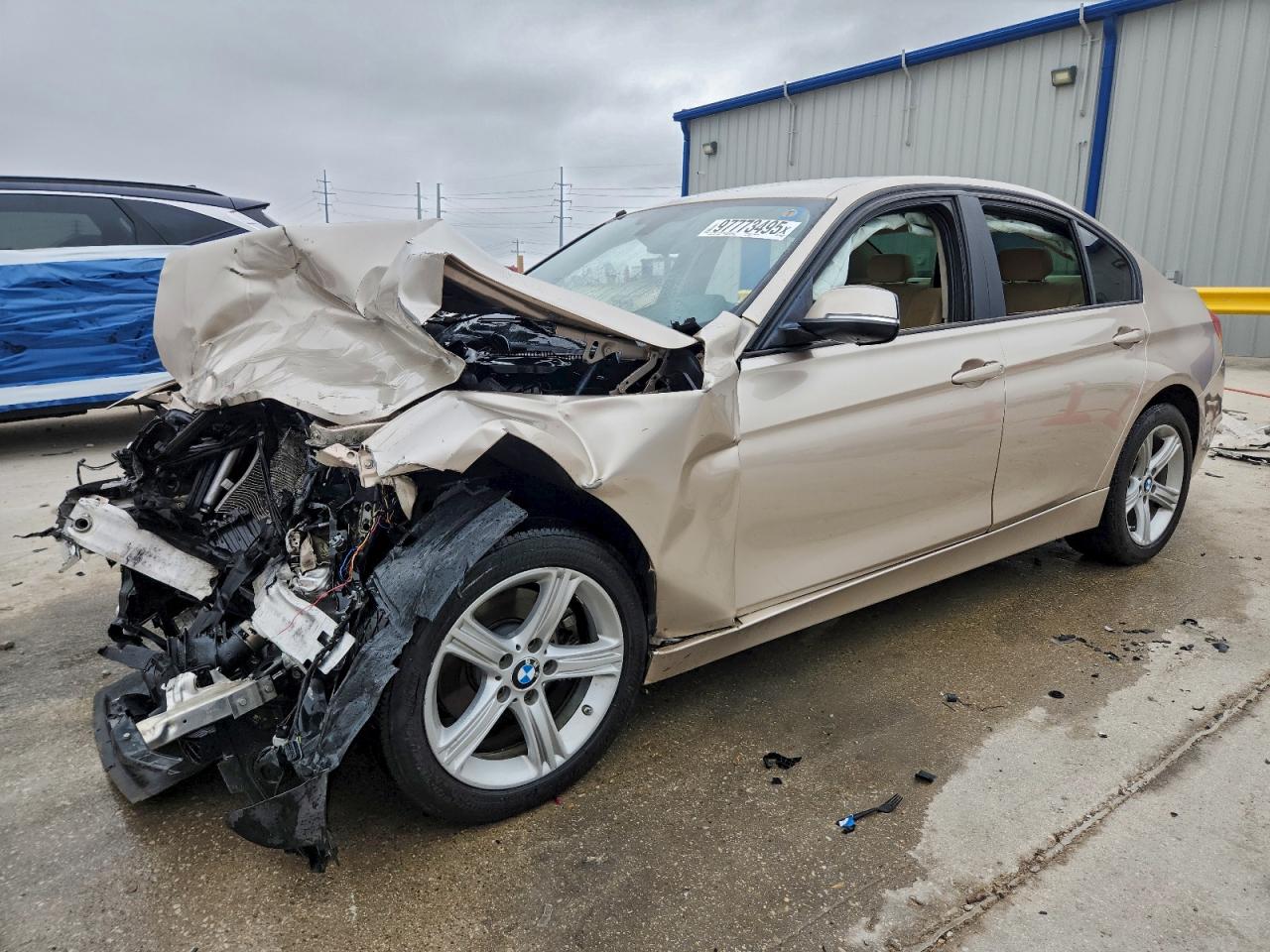 2014 Bmw 320 I Beige vin: WBA3B1G58ENS81387