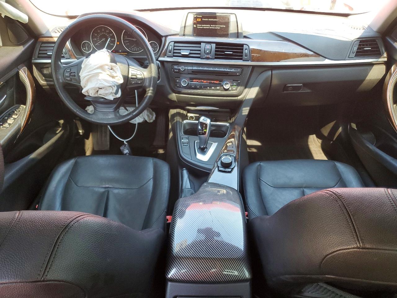 2014 Bmw 320 I Red vin: WBA3B1G58ENS81440