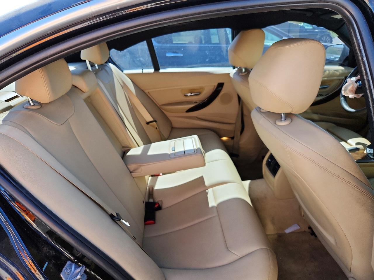 2015 Bmw 320 I Black vin: WBA3B1G58FNT02546