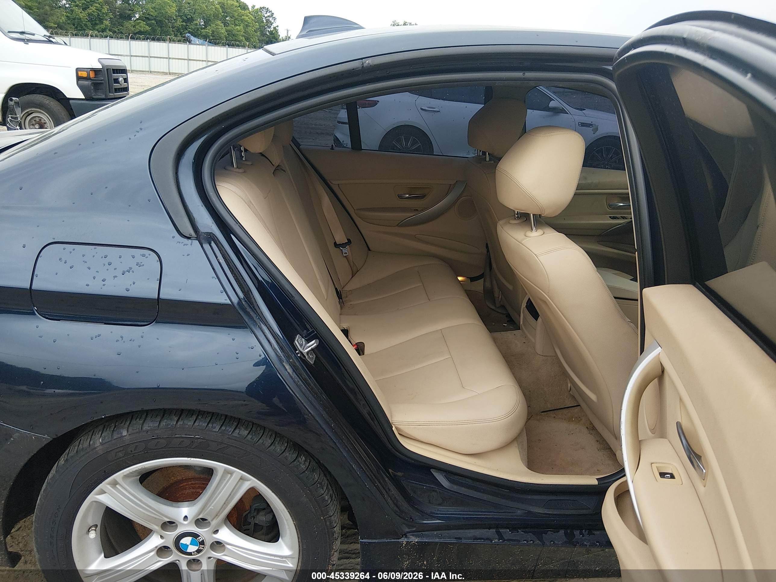 2015 Bmw 320i   Blue vin: WBA3B1G58FNT05835