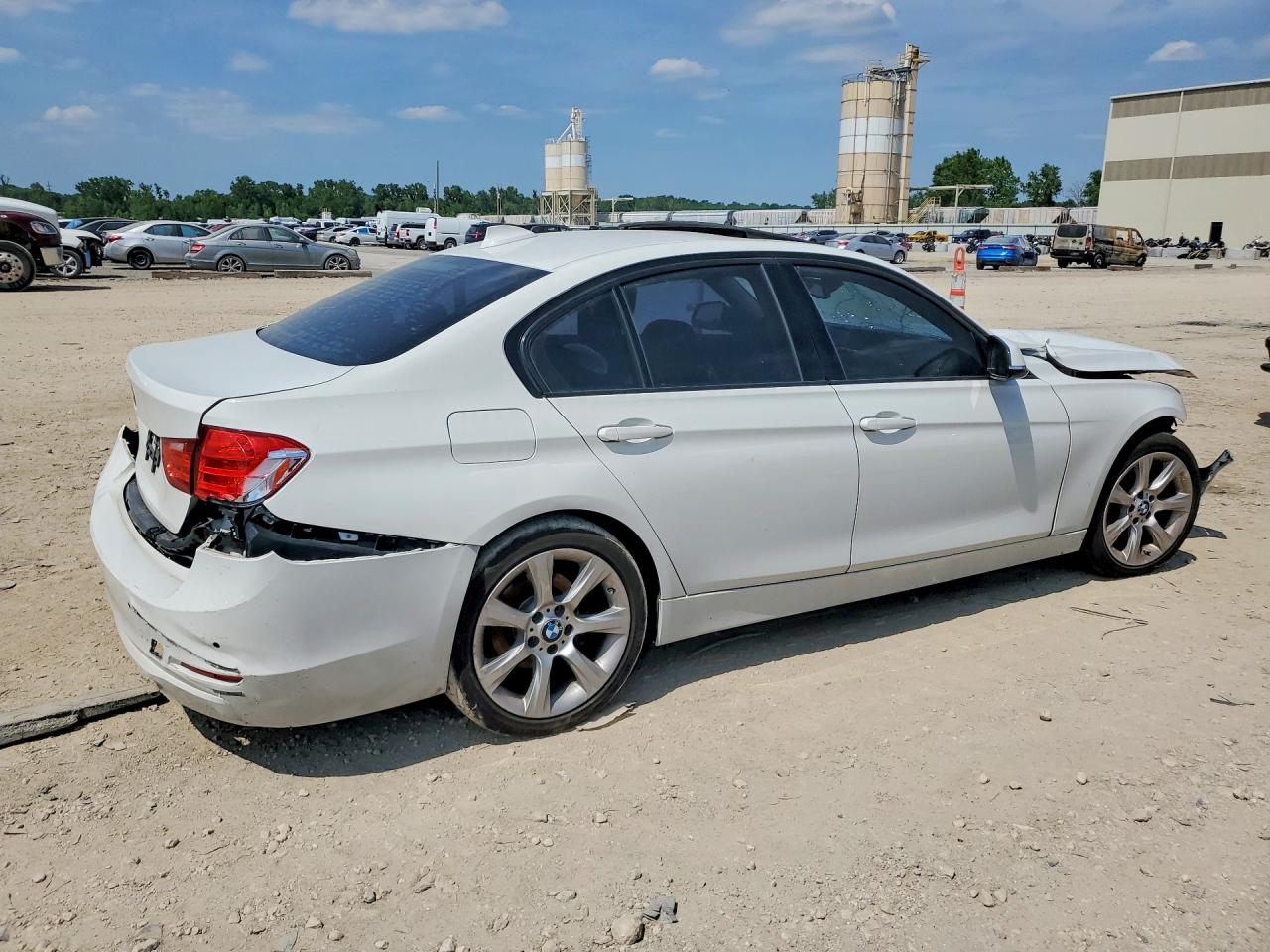 2015 Bmw 320 I White vin: WBA3B1G58FNT64674