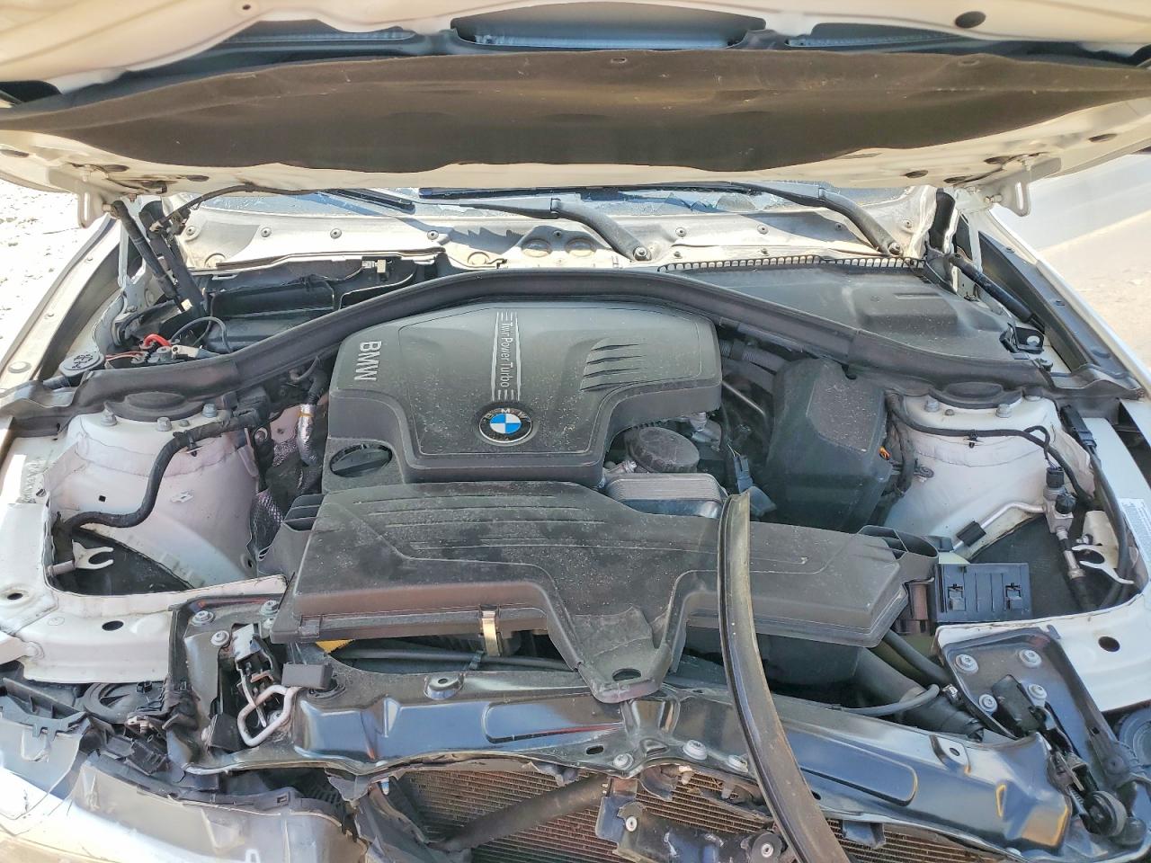 2015 Bmw 320 I White vin: WBA3B1G58FNT64674