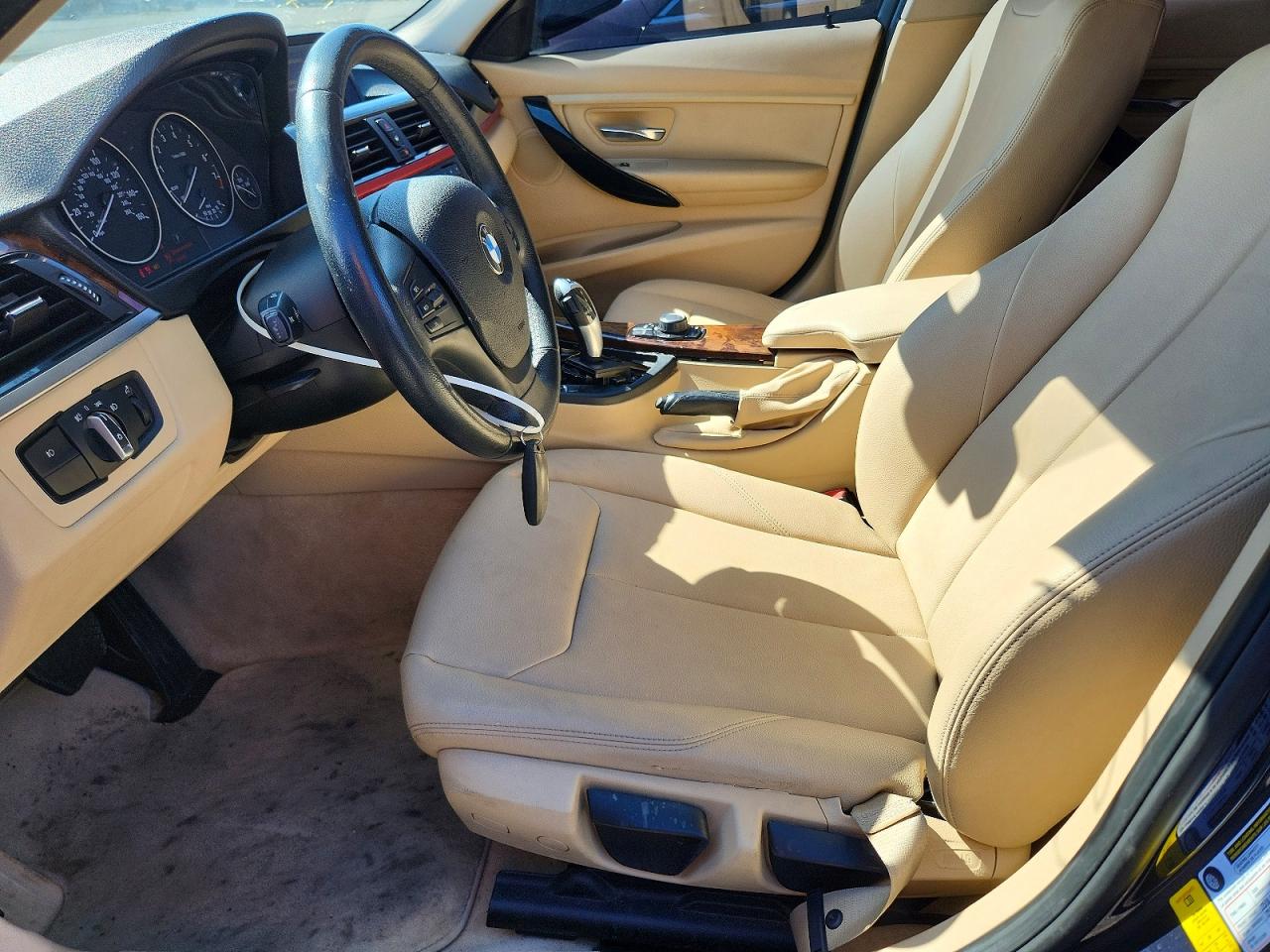 2014 Bmw 320 I Blue vin: WBA3B1G59ENS79311