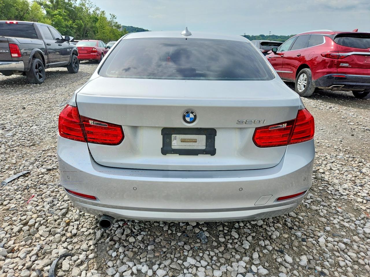 2015 Bmw 320 I Silver vin: WBA3B1G59FNT07612