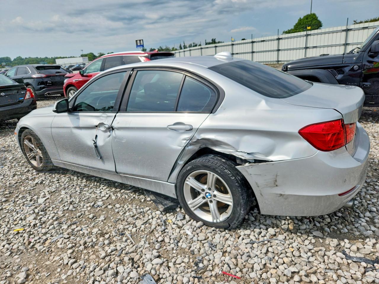2015 Bmw 320 I Silver vin: WBA3B1G59FNT07612