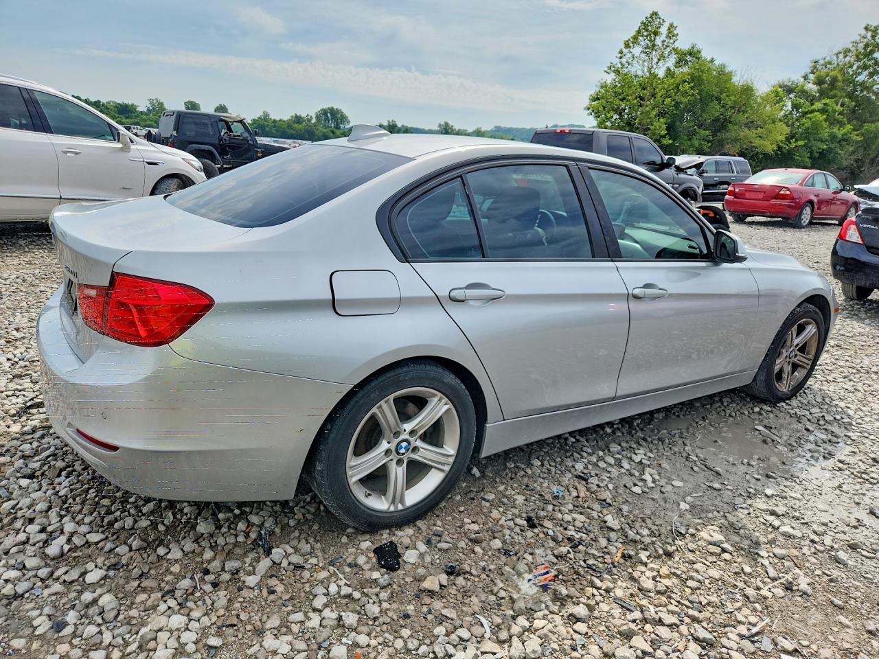 2015 Bmw 320 I Silver vin: WBA3B1G59FNT07612