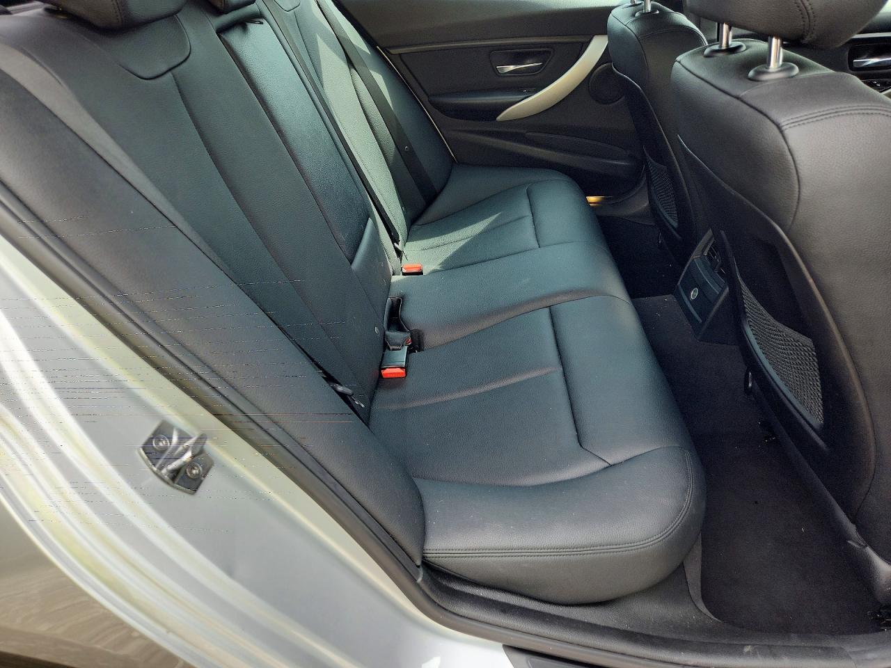 2015 Bmw 320 I Silver vin: WBA3B1G59FNT07612
