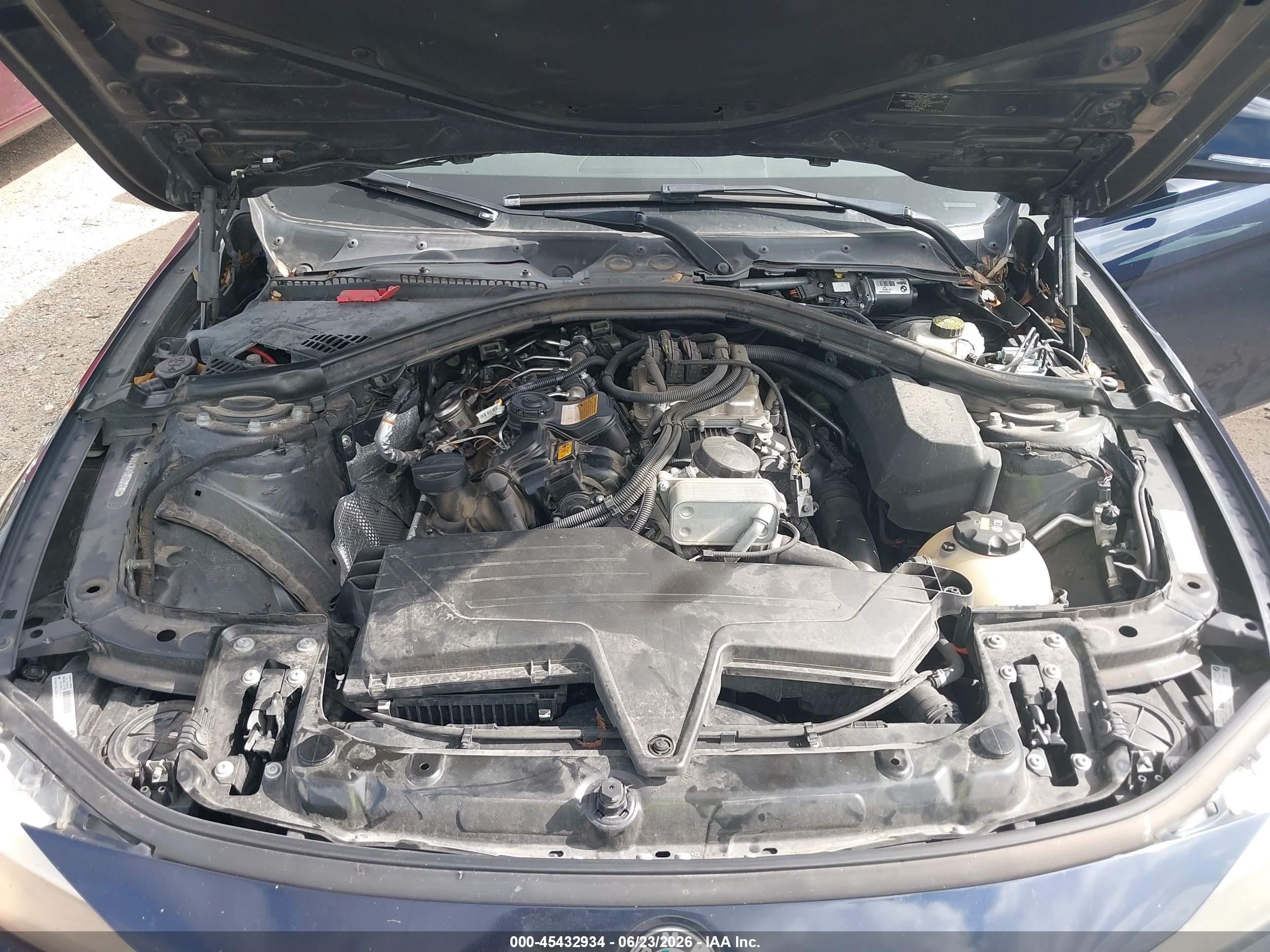 2015 Bmw 320i   Blue vin: WBA3B1G5XFNT05769