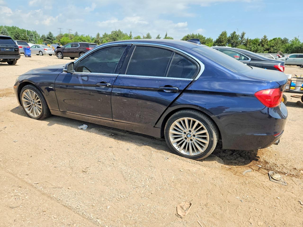 2013 Bmw 328 Xi Blue vin: WBA3B3C51DF532180