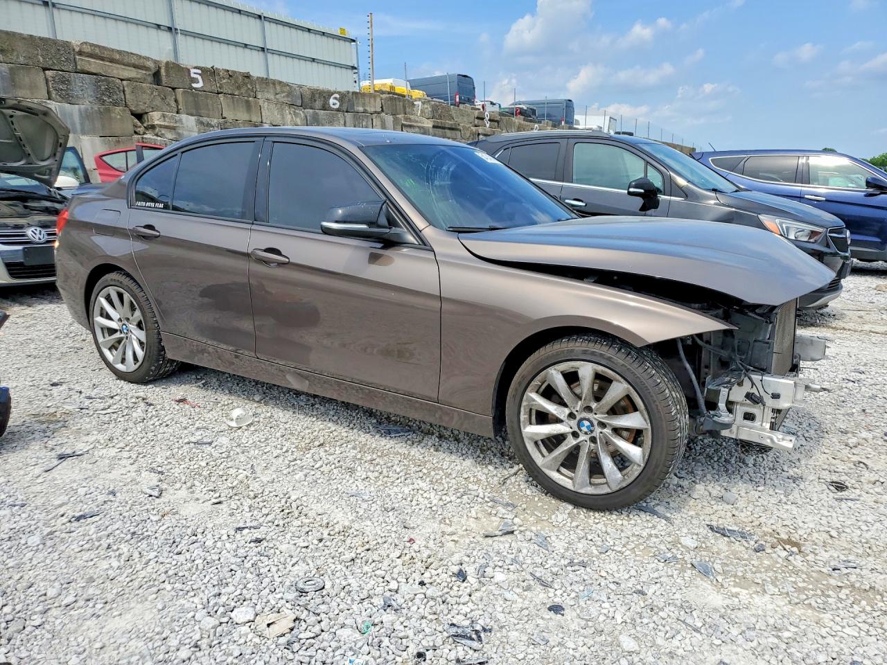 2013 Bmw 328 Xi Brown vin: WBA3B3C51DJ698082