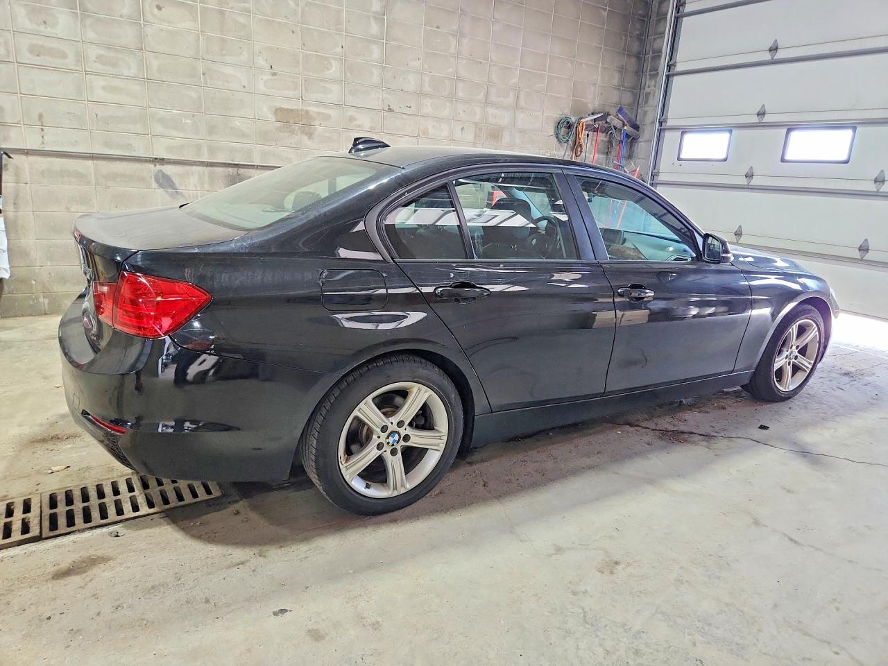2013 Bmw 328i Xdrive Black vin: WBA3B3C51DJ976205