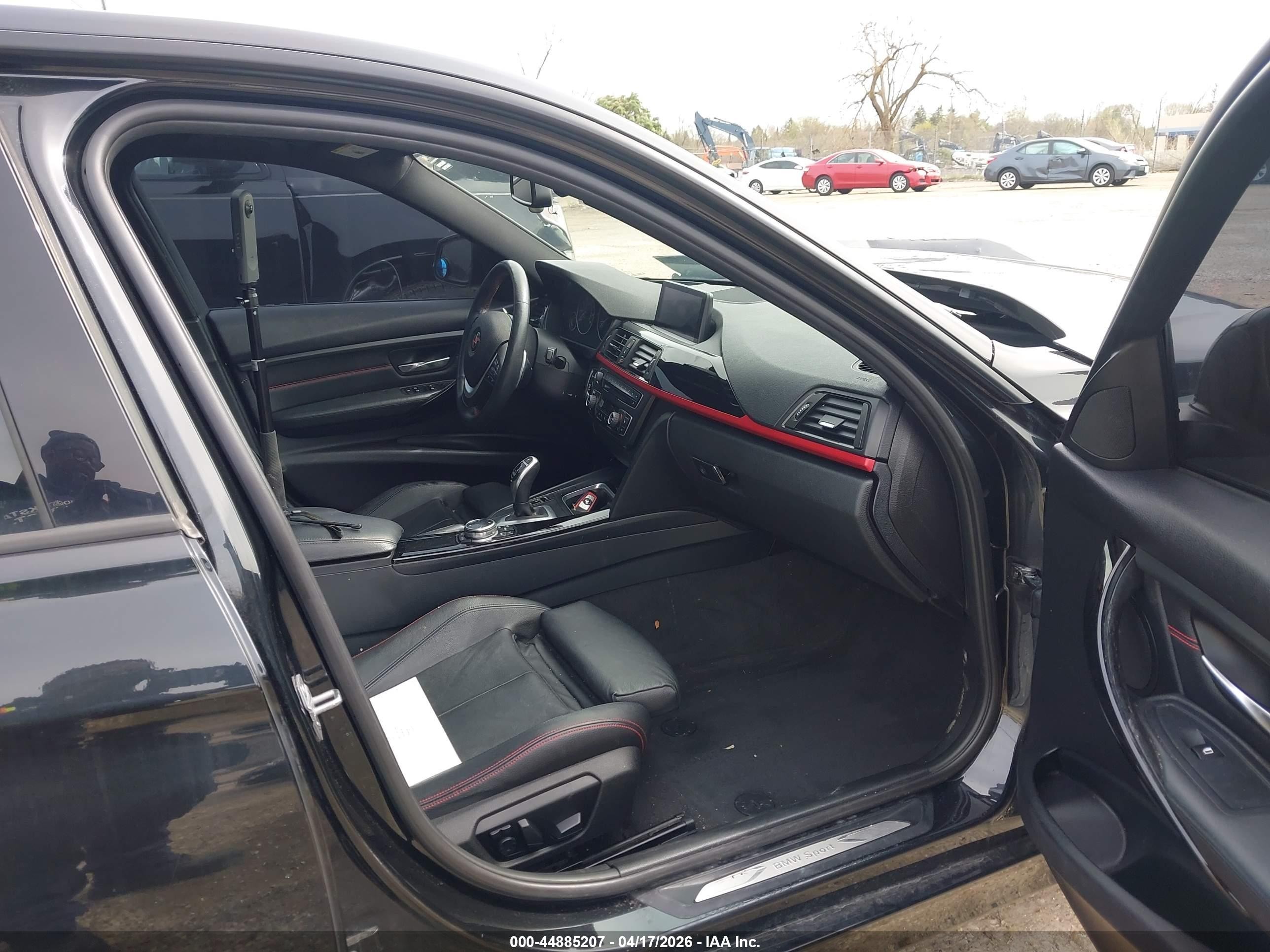 2014 Bmw 328i Xdrive Черный vin: WBA3B3C51EJ978702