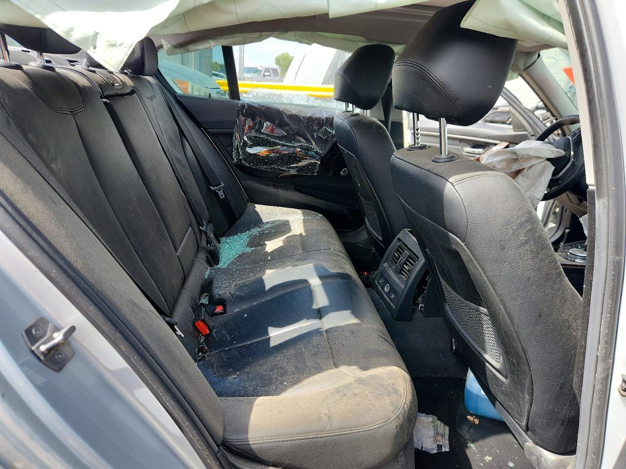 2015 Bmw 328 Xi Silver vin: WBA3B3C51FF546812
