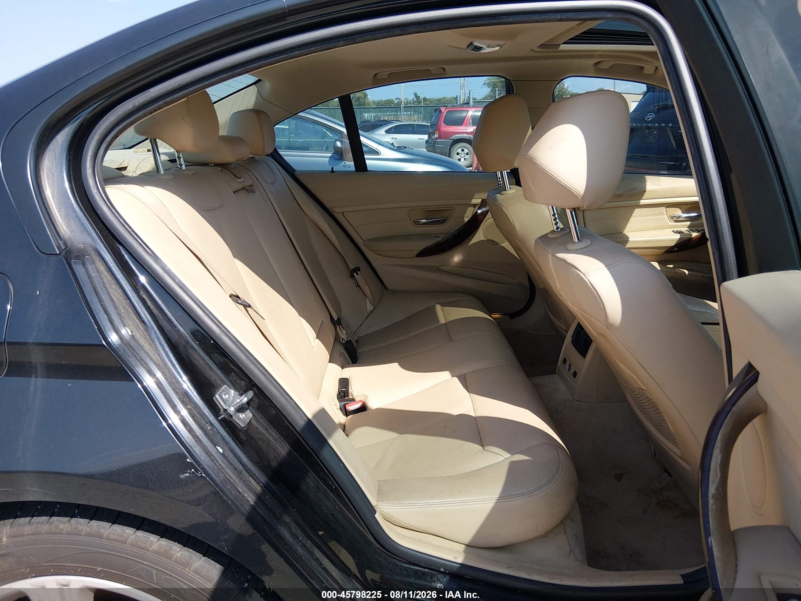 2013 Bmw 328i Xdrive Black vin: WBA3B3C52DF538182