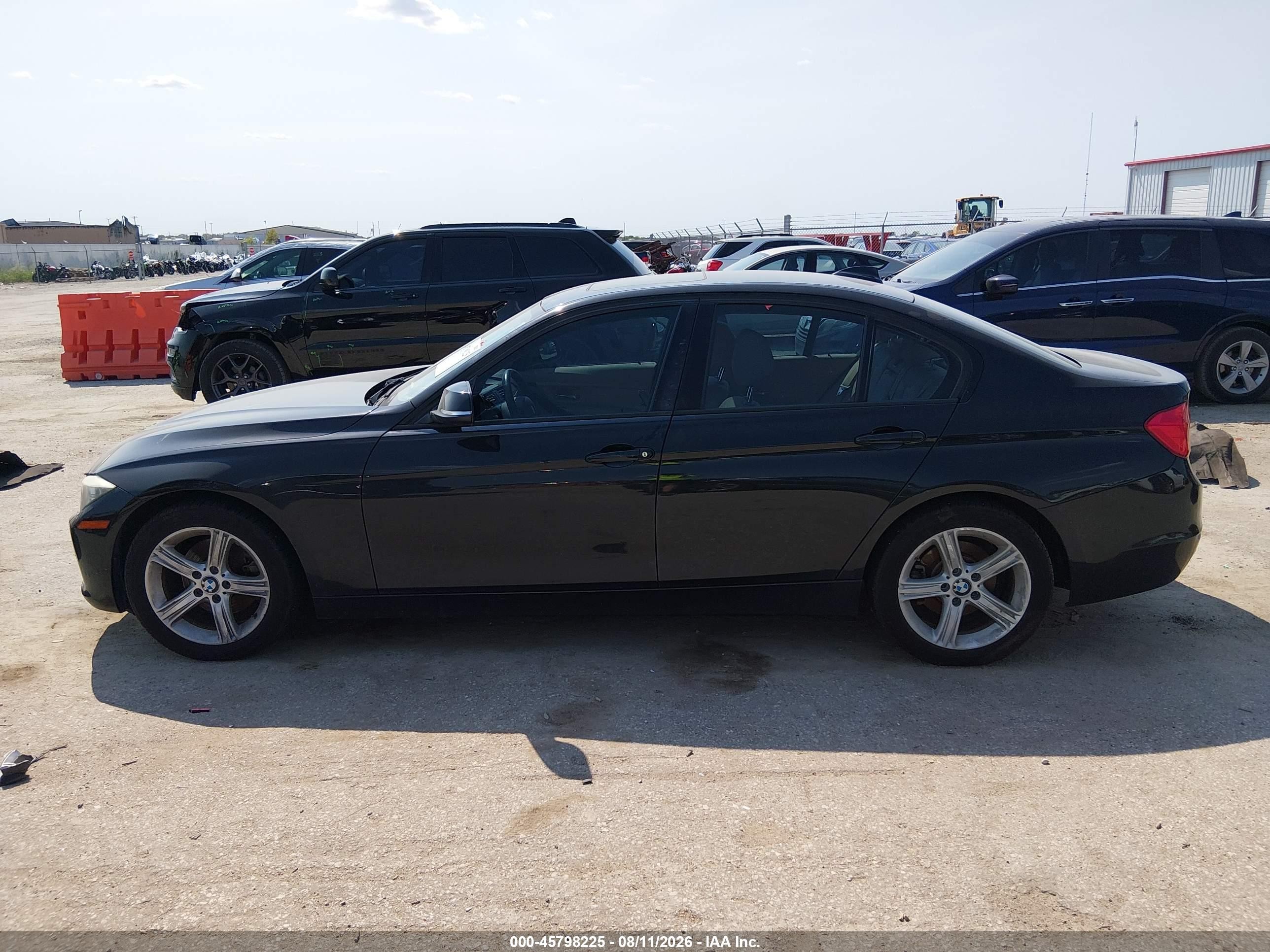2013 Bmw 328i Xdrive Black vin: WBA3B3C52DF538182