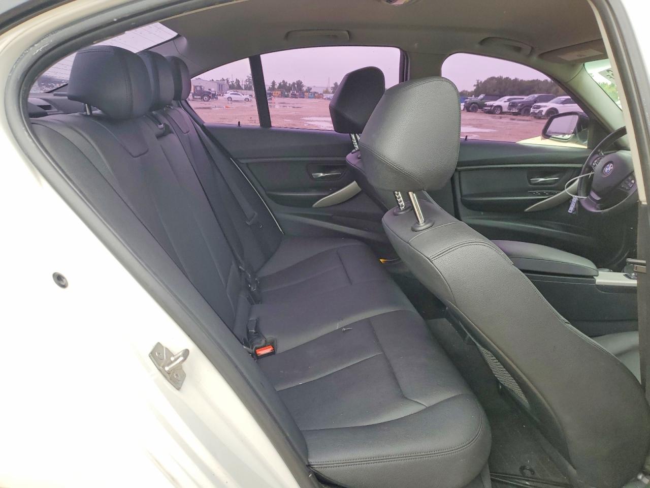 2013 Bmw 328 Xi White vin: WBA3B3C52DF541888